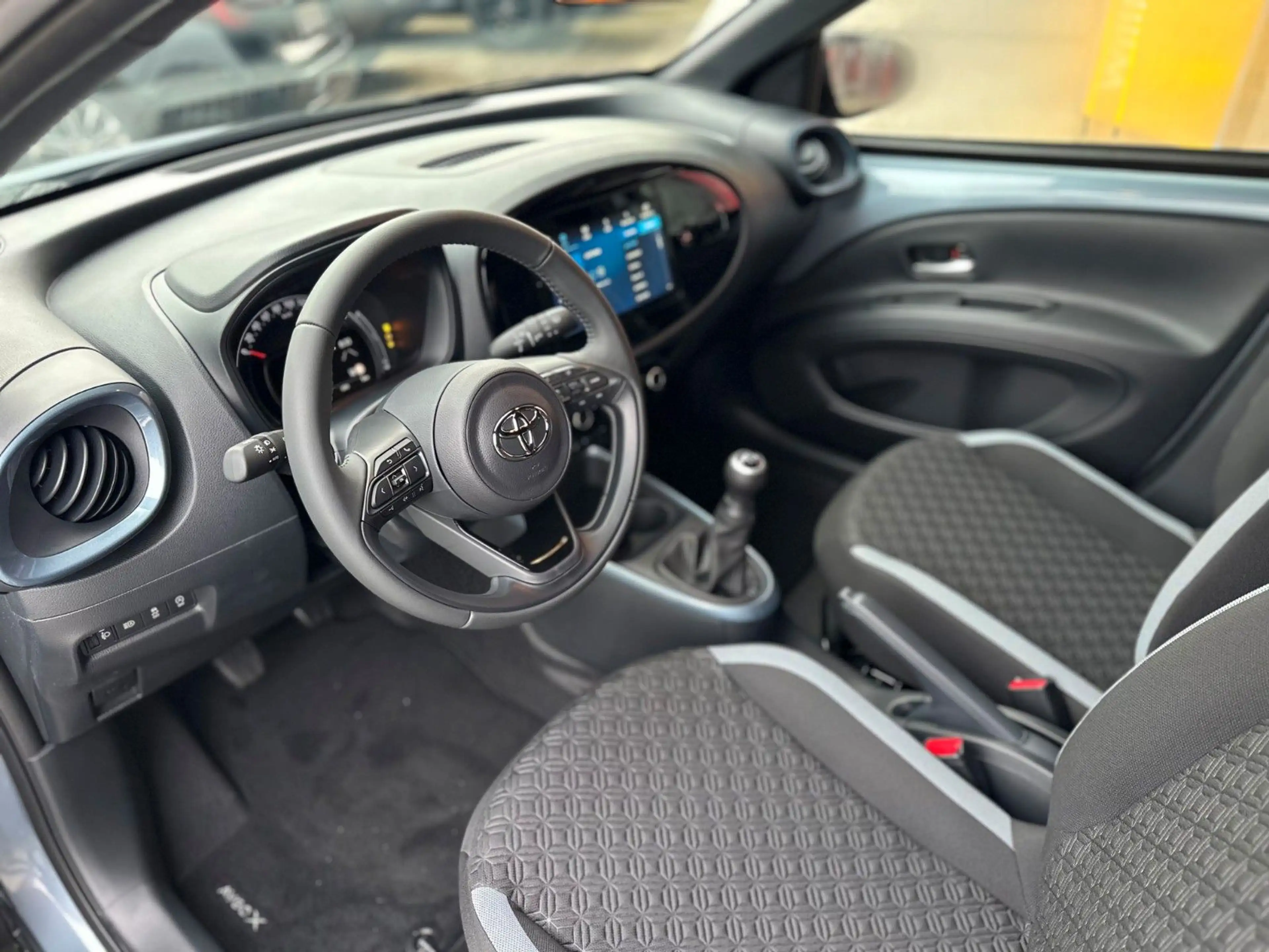 Toyota Aygo X Air Teamplayer, LED,KAMERA,KLIMAAUTOMATIK — photo 10