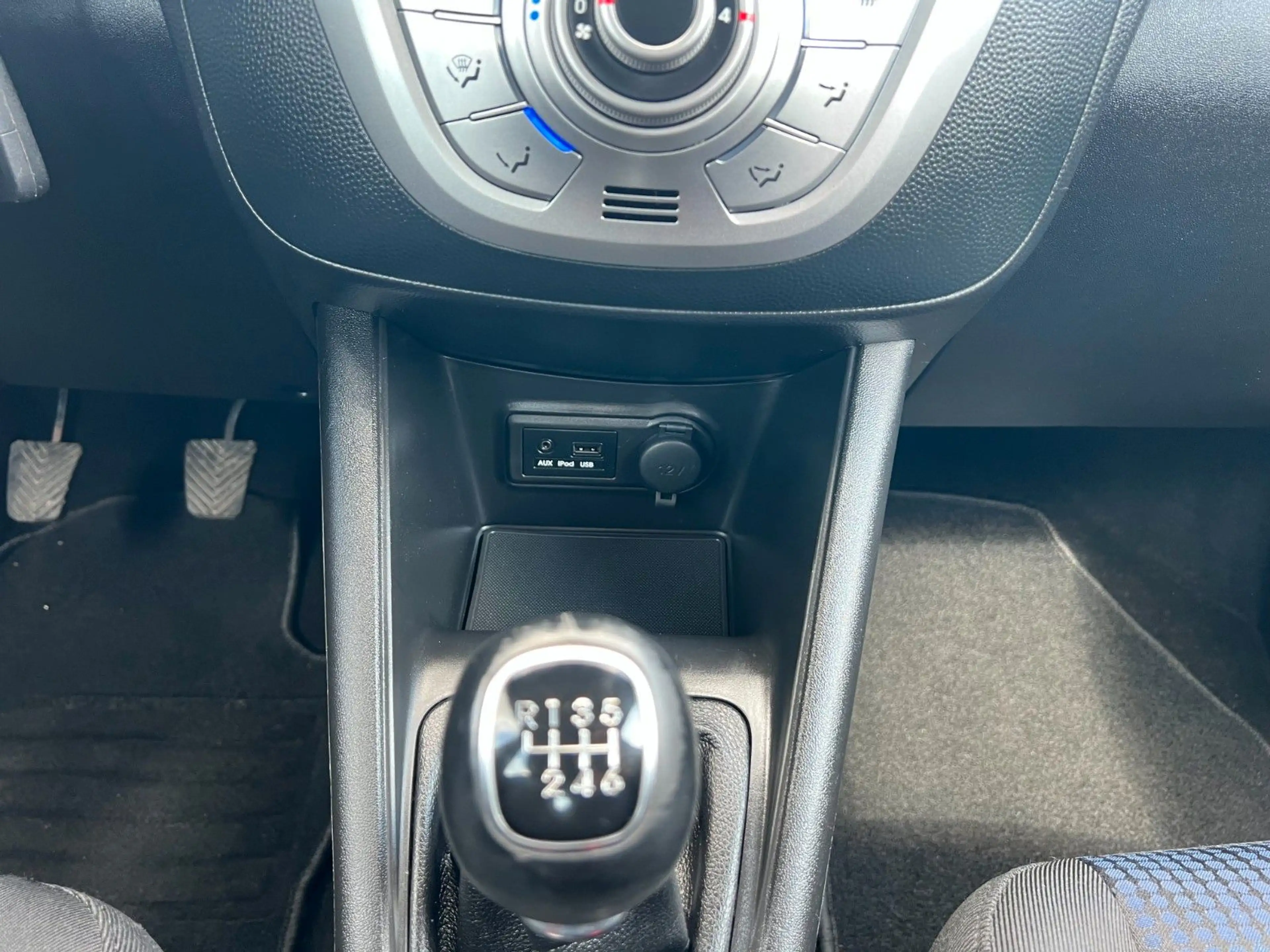 Hyundai iX20 Trend 2-Hand Sitzheizung SR+WR — photo 13