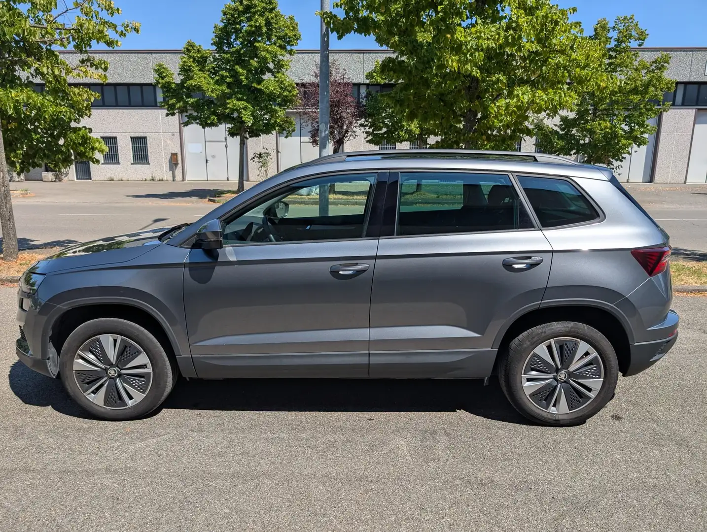 Skoda Karoq Karoq 1.5 tsi Executive dsg Grigio - 2