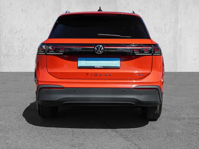 Volkswagen Tiguan view 6