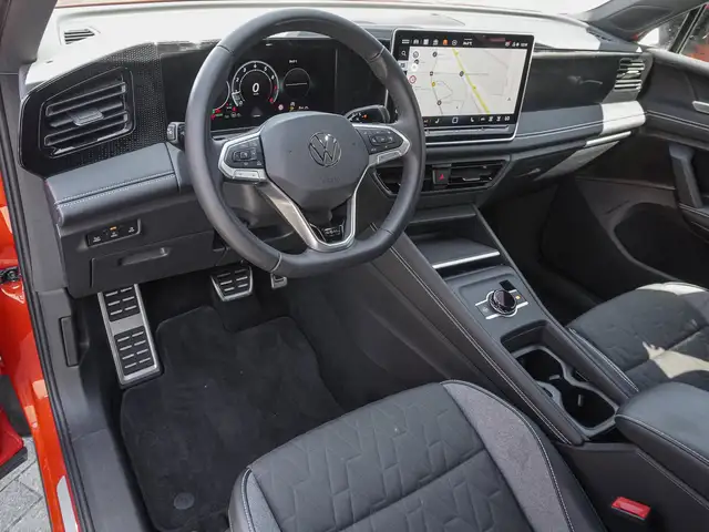Volkswagen Tiguan view 9
