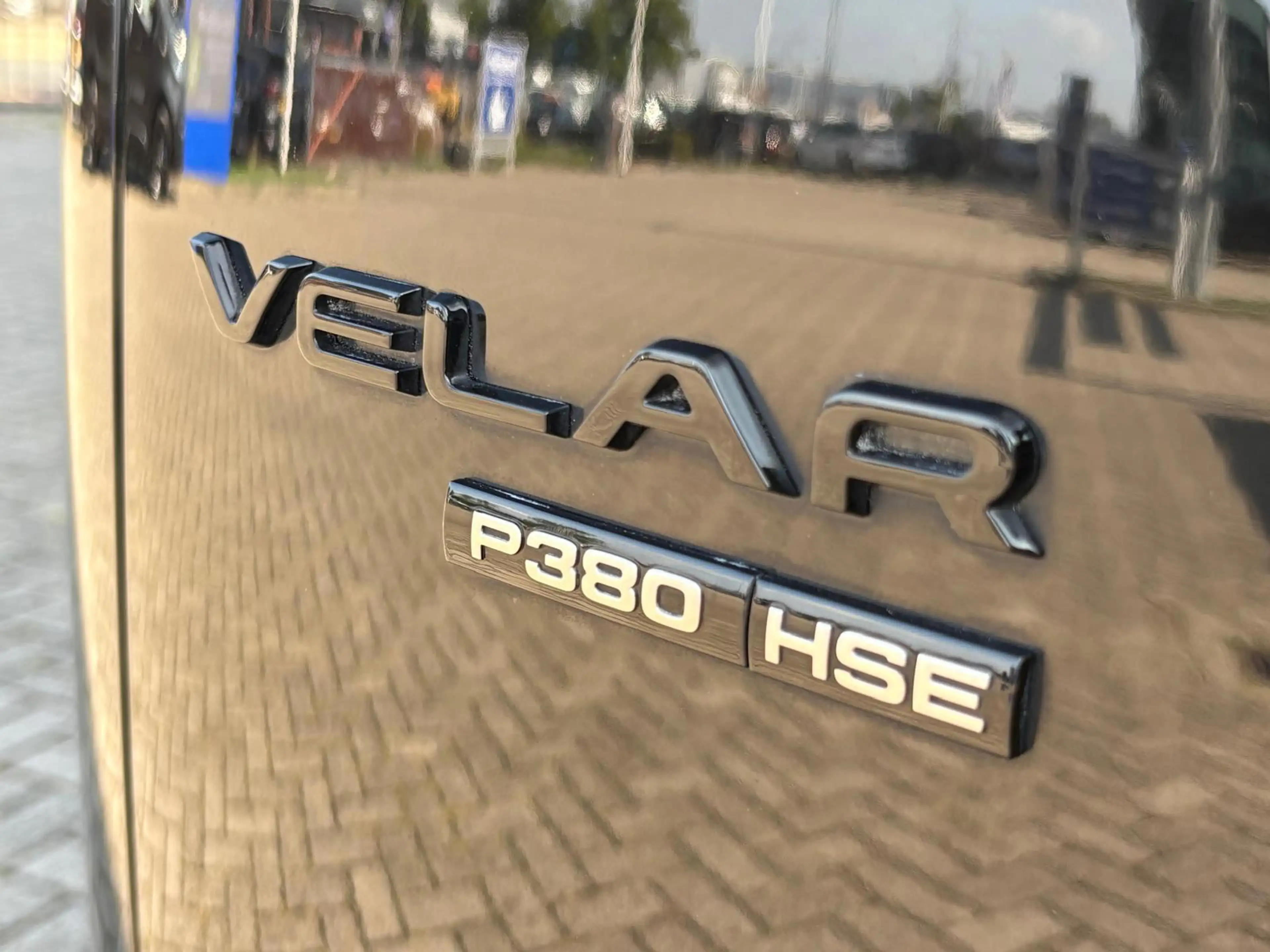 Land Rover Range Rover Velar 3.0 V6 SC AWD R-Dynamic HSE 381pk Panoramadak / 22 — photo 42