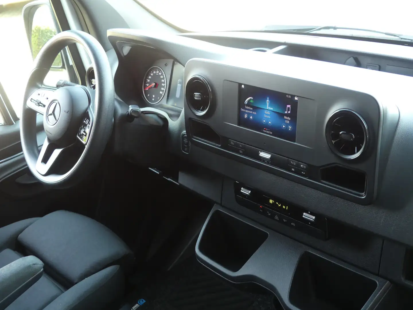 Mercedes-Benz Sprinter 317 CDI L3H2 Camera/PDC/Cruise control/Airco White - 2