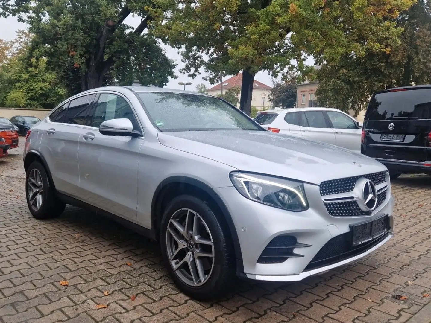 Mercedes-Benz GLC 250 Coupe,4Matic,AMG Line,LED,360° Silber - 2
