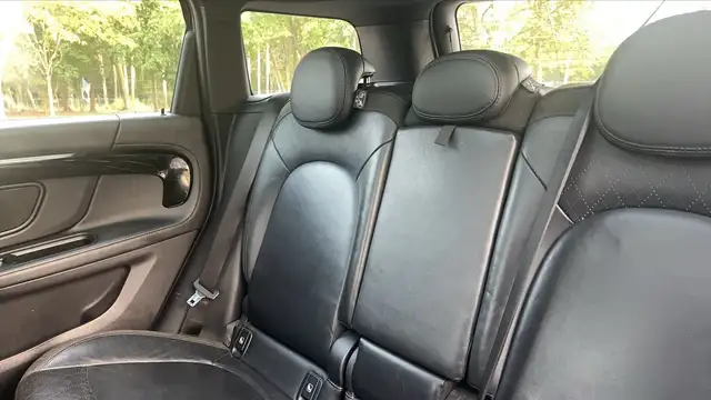 Mini Countryman view 9