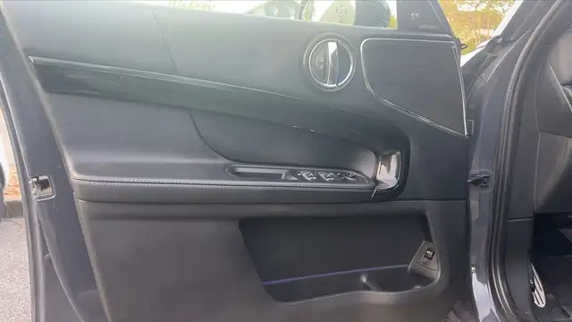 Mini Countryman view 7