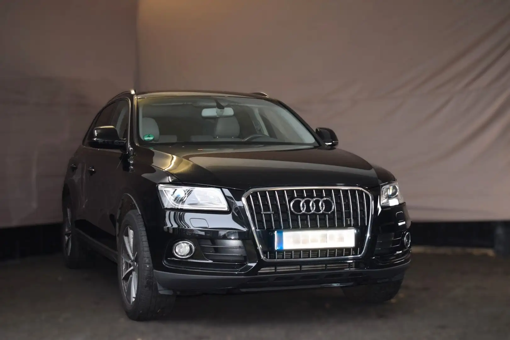 Audi Q5 2.0 TFSI quattro Sport Xenon AHK Keyless Go Schwarz - 2