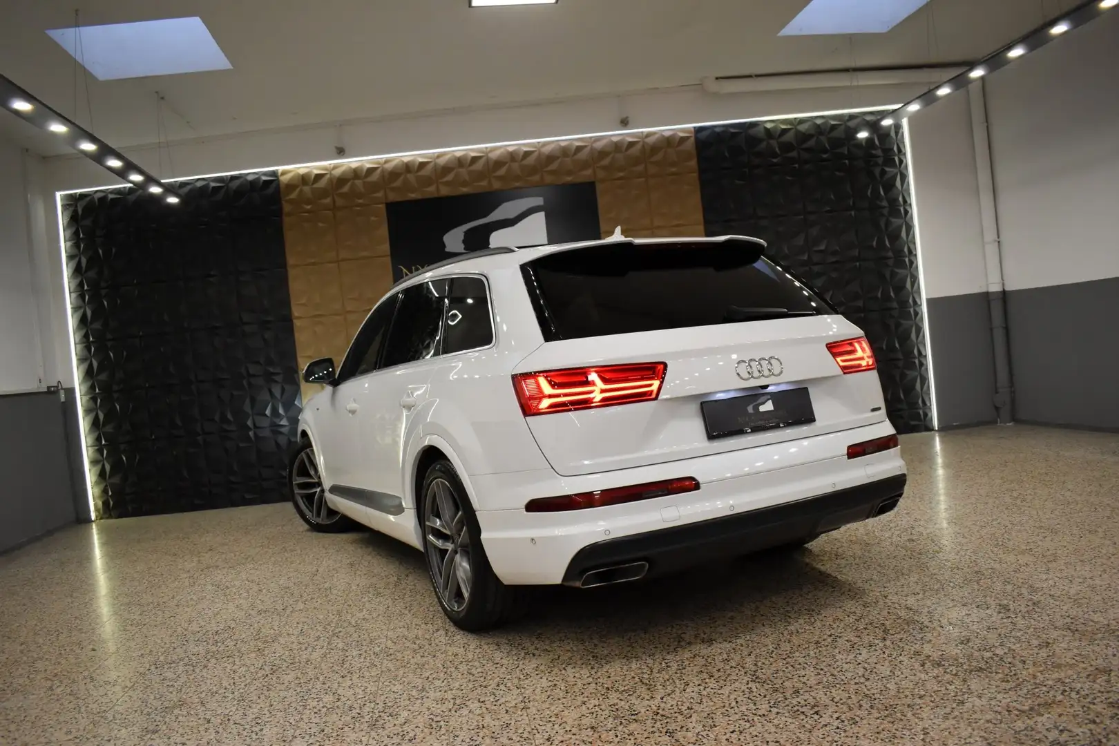 Audi Q7 3.0 TDI quattro S-LINE, LUFT, PANO, MATRIX, ACC Weiß - 2