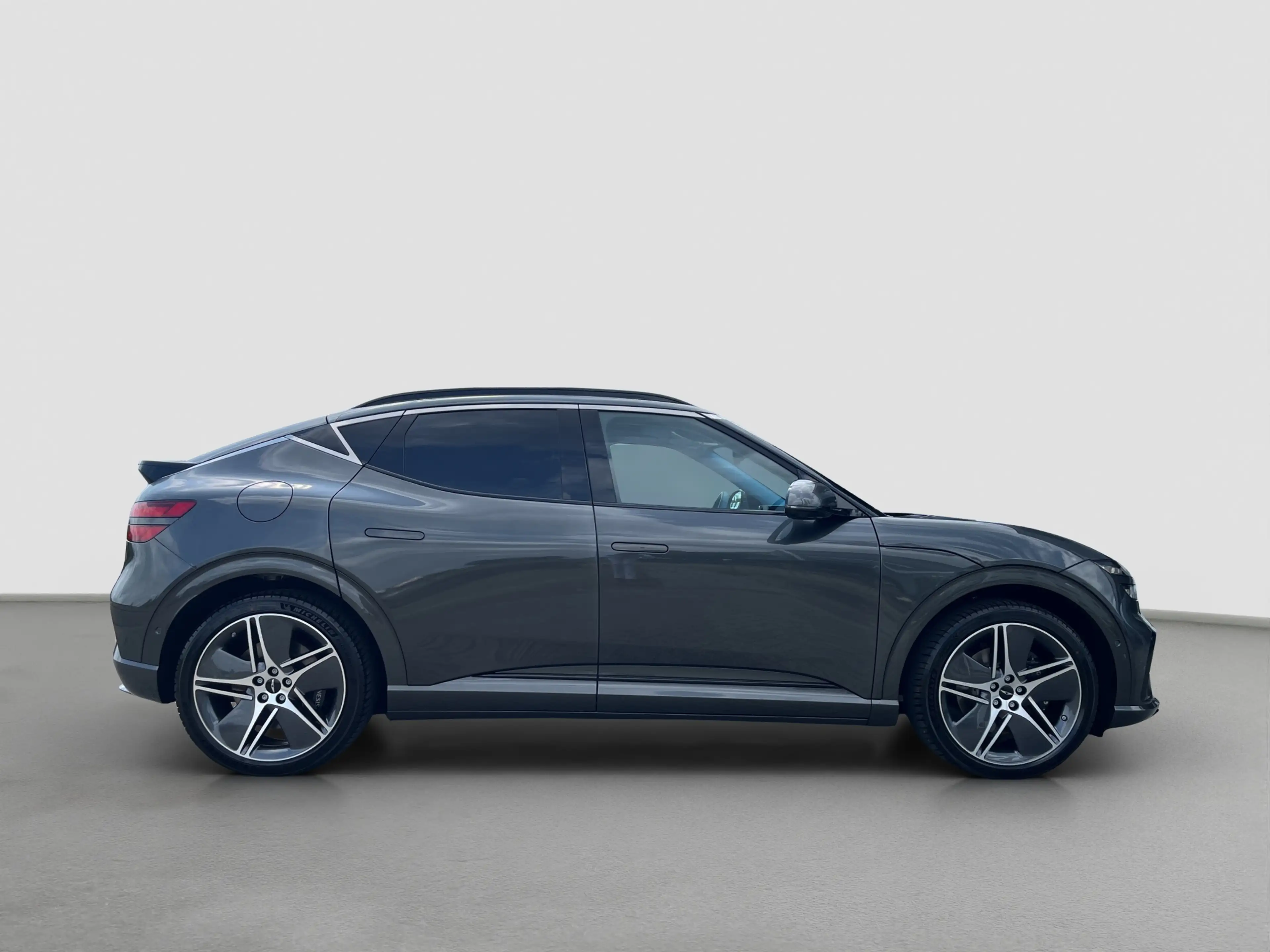Genesis GV60 84 kWh 490pk Luxury AWD | V2L | Nappa Leder | Bang — photo 4