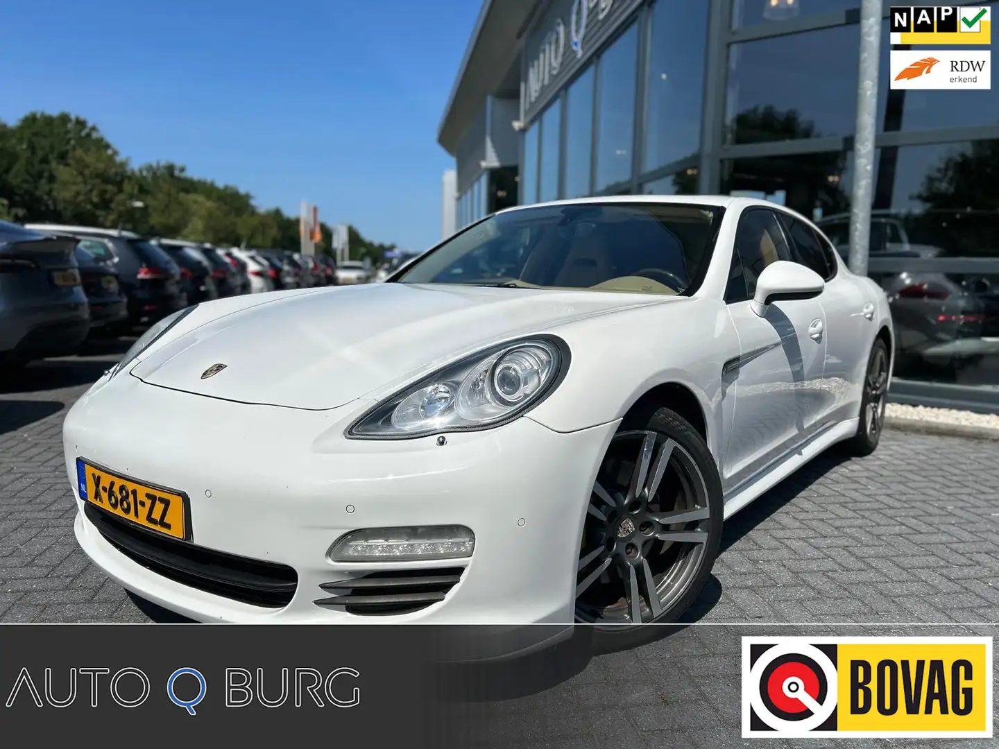 Porsche Panamera 3.6 4 | Automaat | Panorama | Dealer onderhouden | Blanc - 1