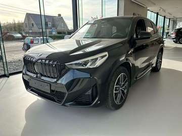 iX1 XDrive30 M PAKKET / Memory zetels / Adaptief