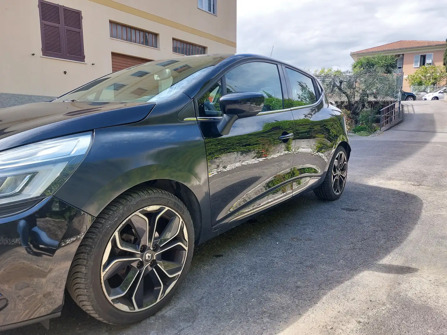 Renault Clio Clio 5p 1.5 dci energy Duel 90cv Nero - 2