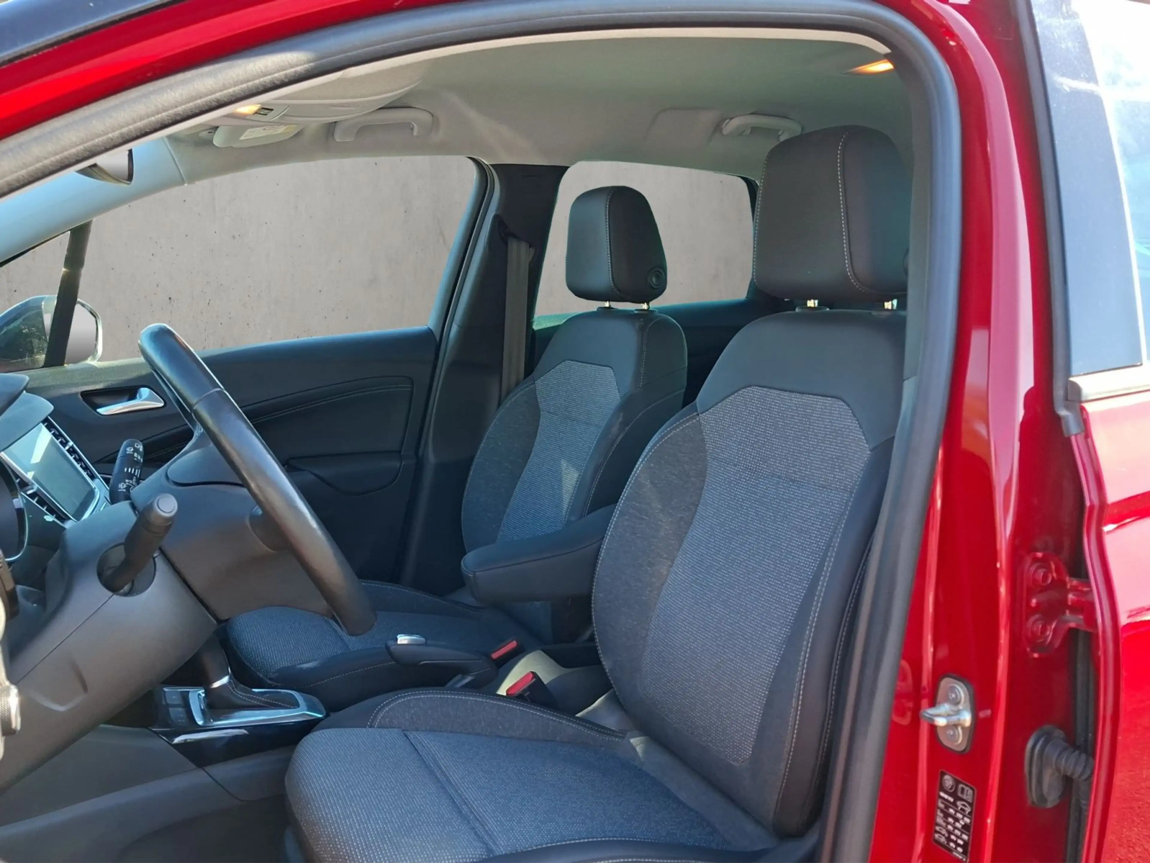 Opel Crossland 1.2 Elegance Automatik — photo 9