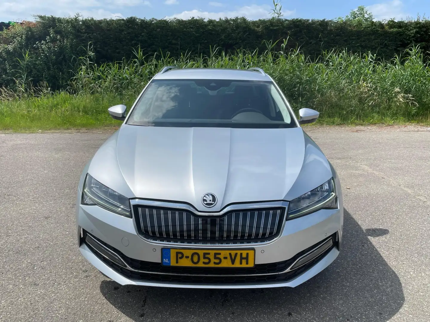 Skoda Superb Combi 1.4 TSI iV Business Edition Plus Gris - 2