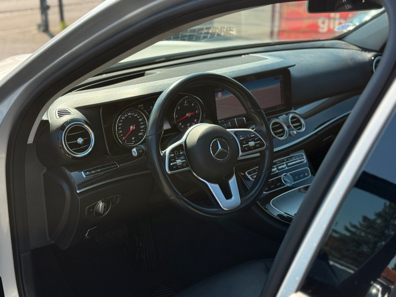 Mercedes-Benz E 400 d T 4Matic 2.Hand PANO MUTLIBEAM LED — photo 9