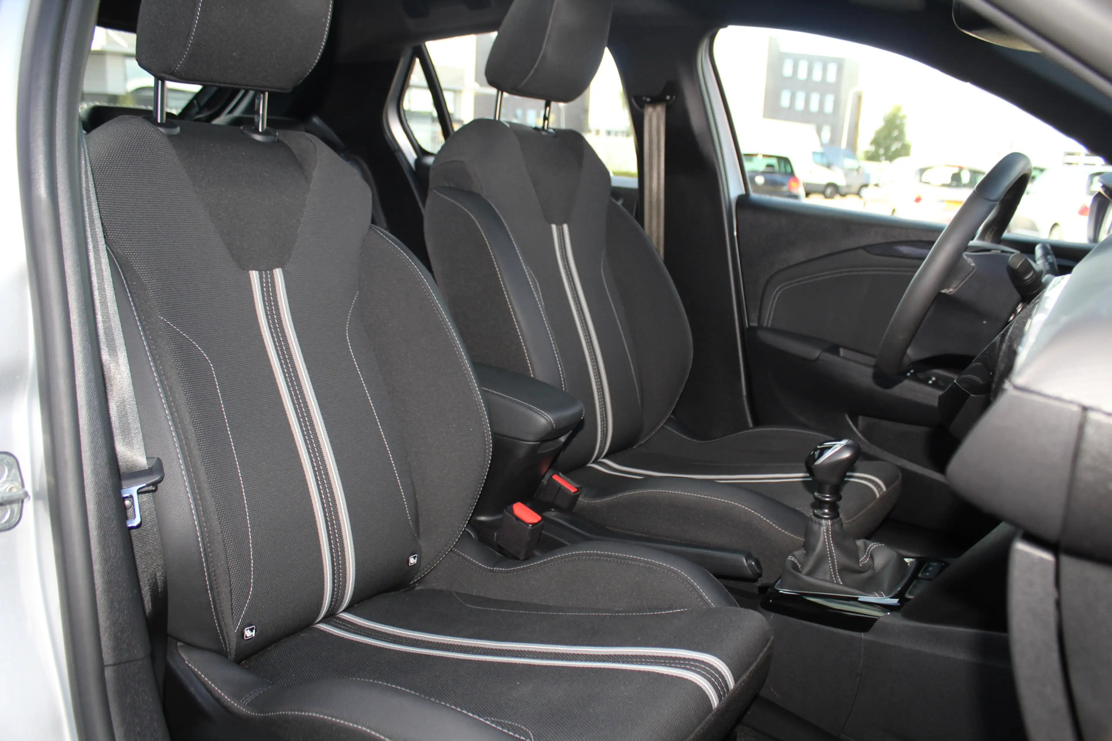 Opel Corsa 1.2-100pk Turbo Ultimate. In nieuwstaat verkerende — photo 37
