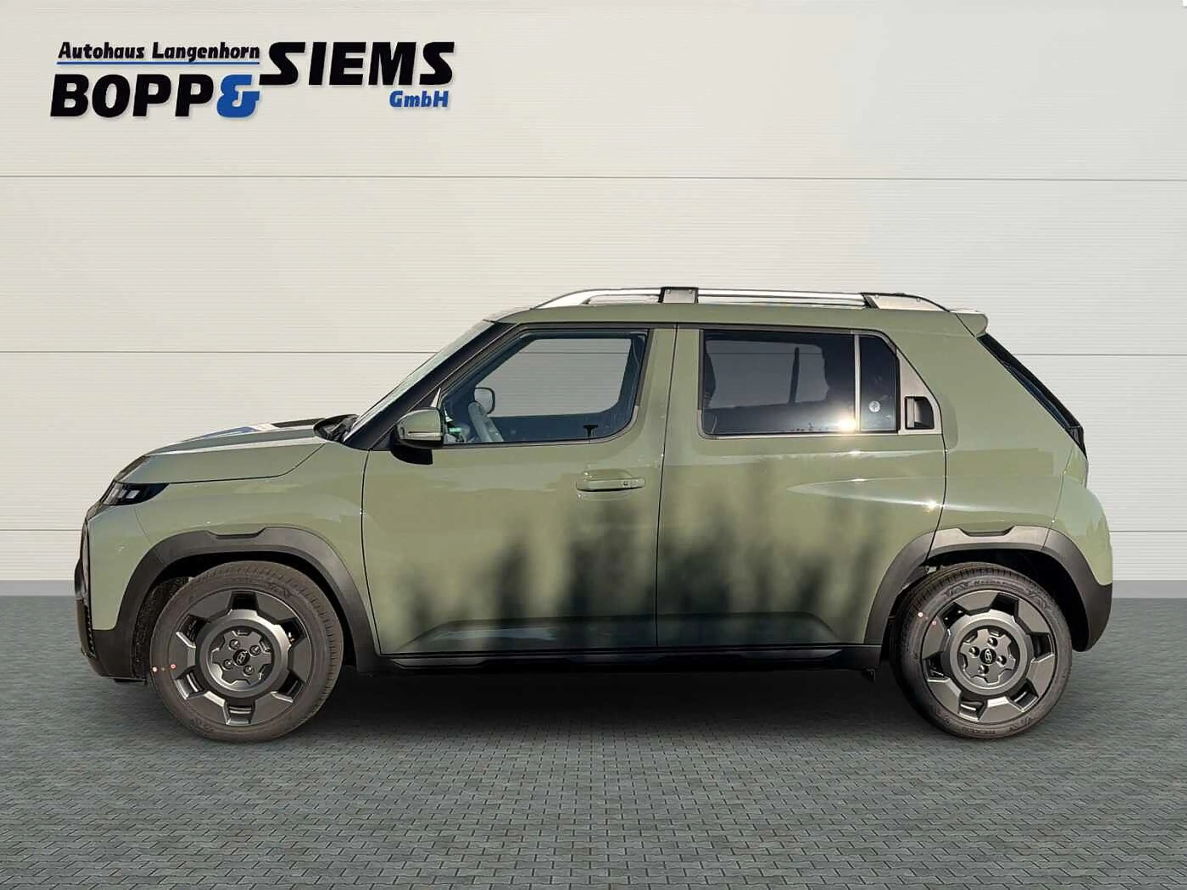 Hyundai Inster 49kWh 'Cross' Elektro Komfort Paket — photo 2