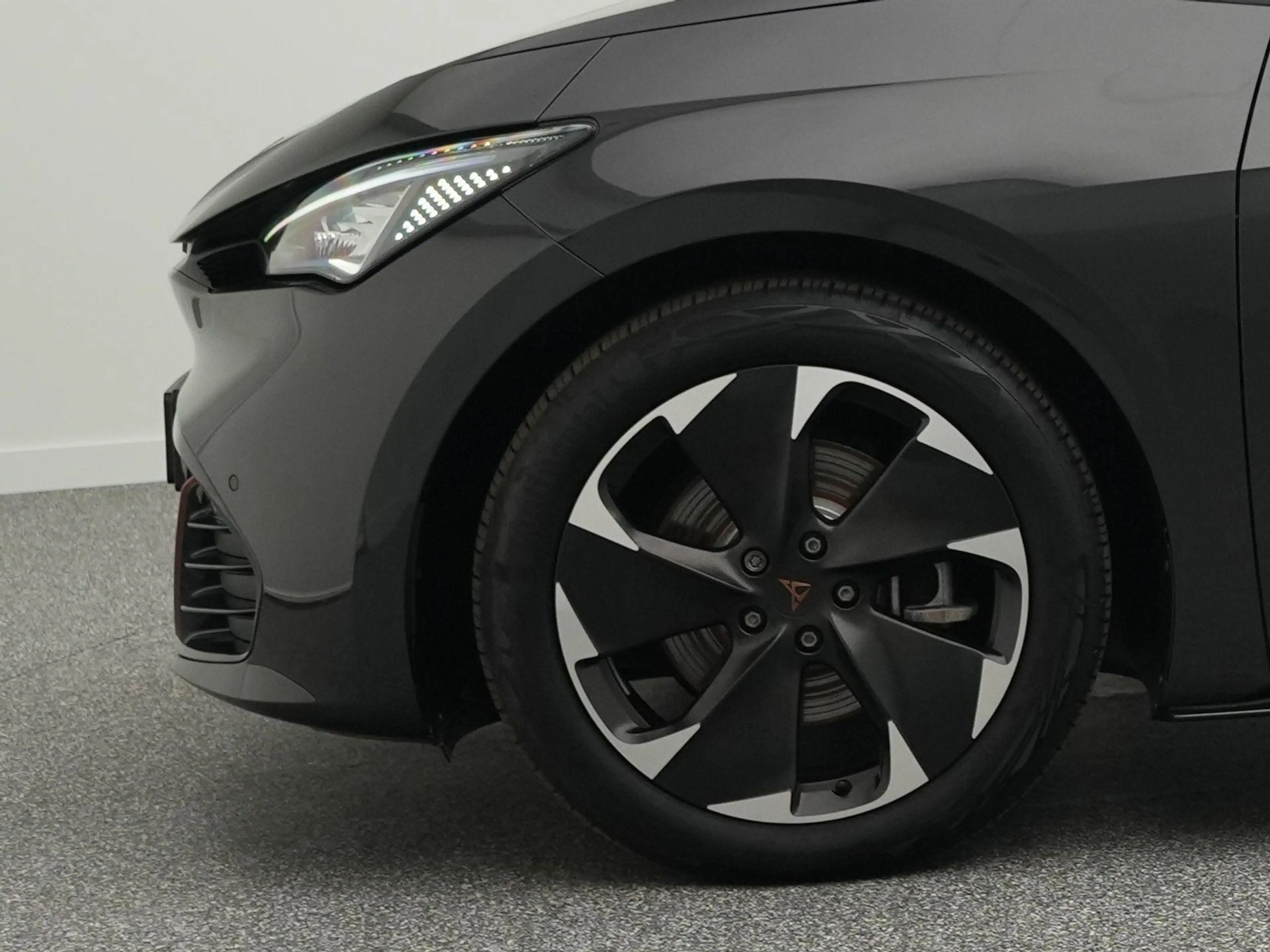 CUPRA Born Essential 62 kWh SOH 96% | LED | Adaptieve cruise — photo 10