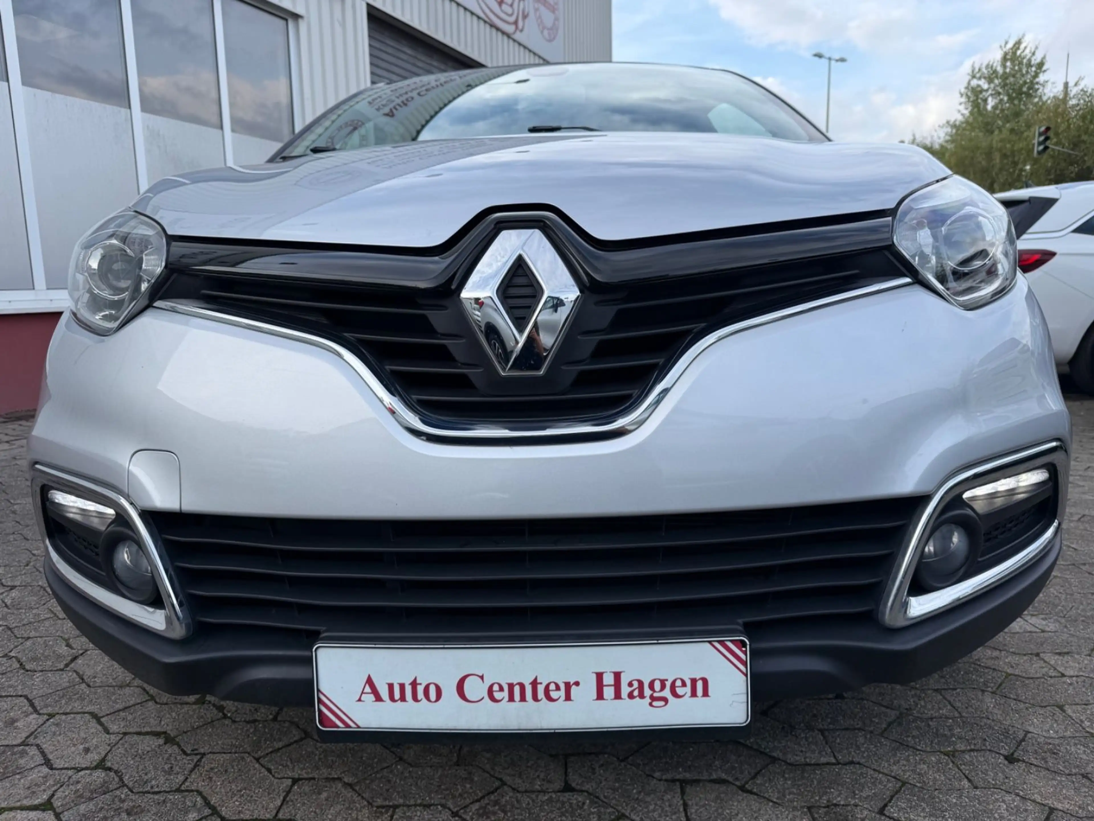Renault Captur 1,2 88kW 120PS Luxe/Automatik/KAM/SHZ/NAV — photo 4