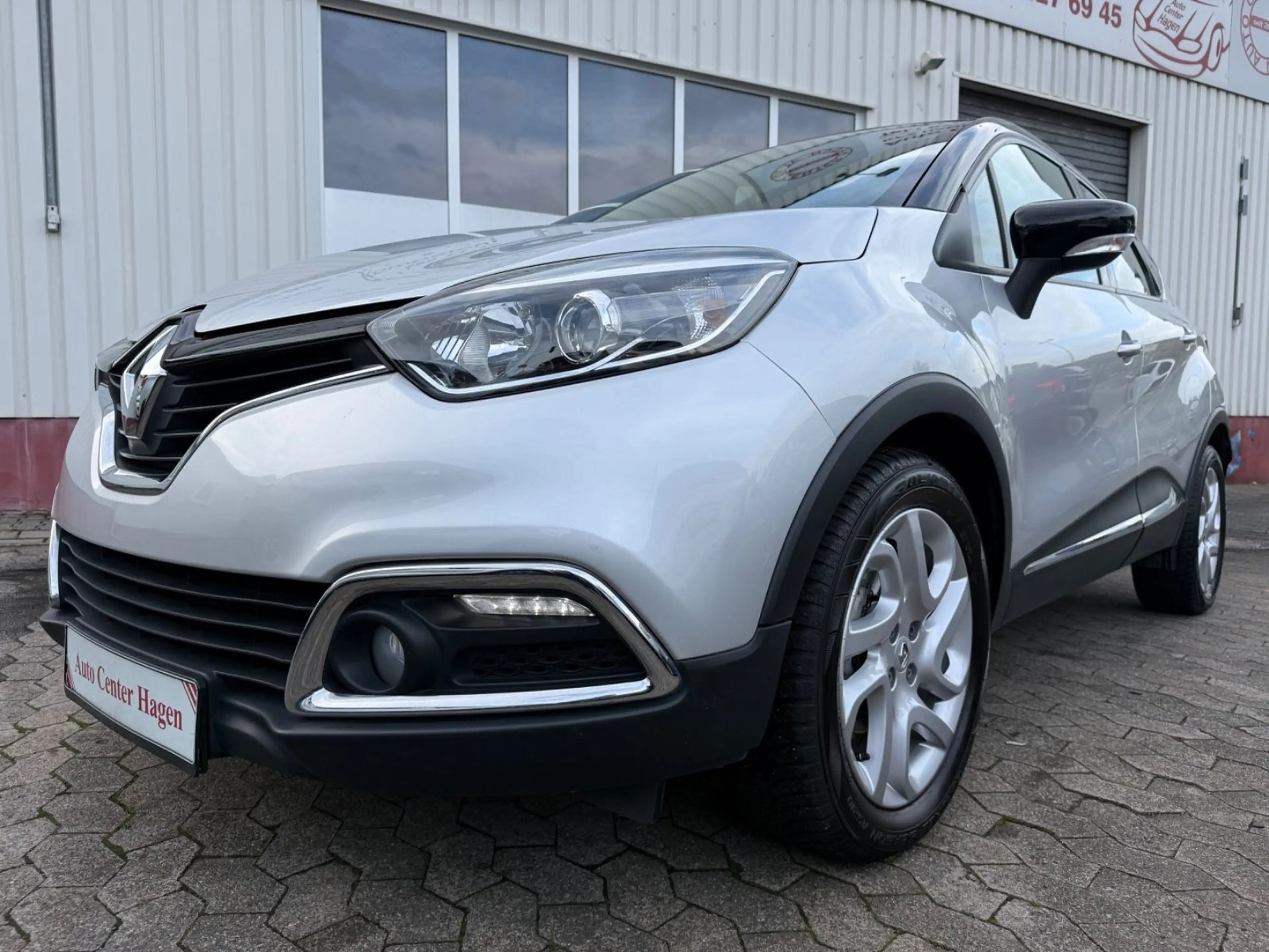 Renault Captur 1,2 88kW 120PS Luxe/Automatik/KAM/SHZ/NAV — photo 2