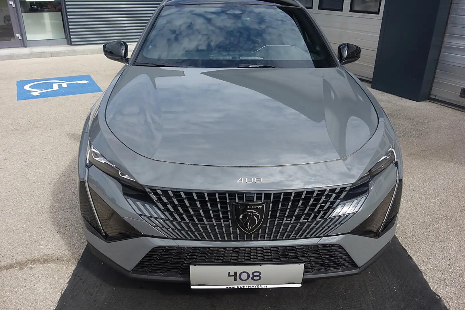 Peugeot 408 Hybrid 145 e-DCS6 GT Grau - 2