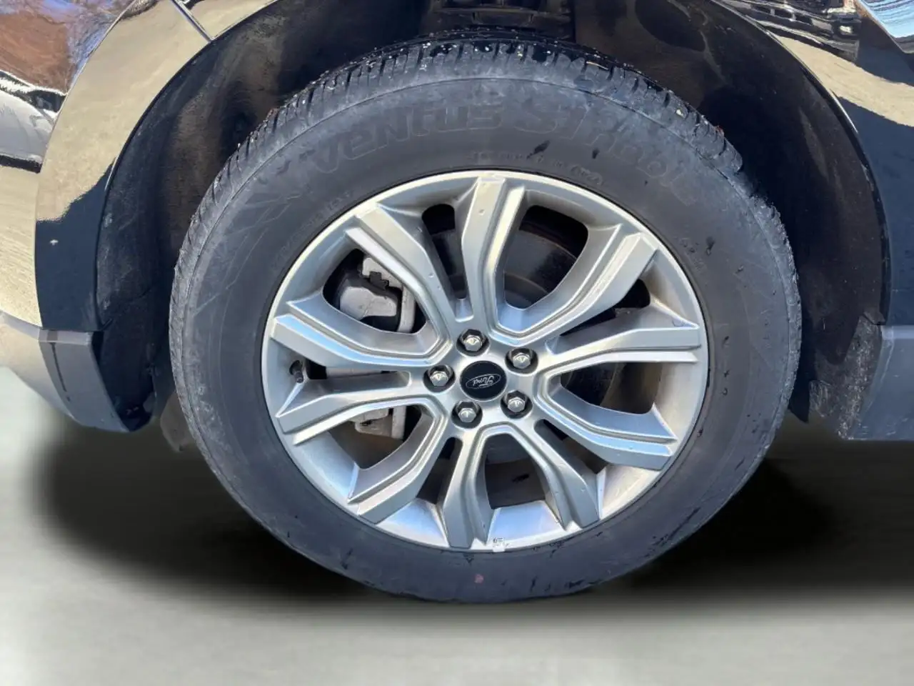 Ford Edge снимка Ford Edge
