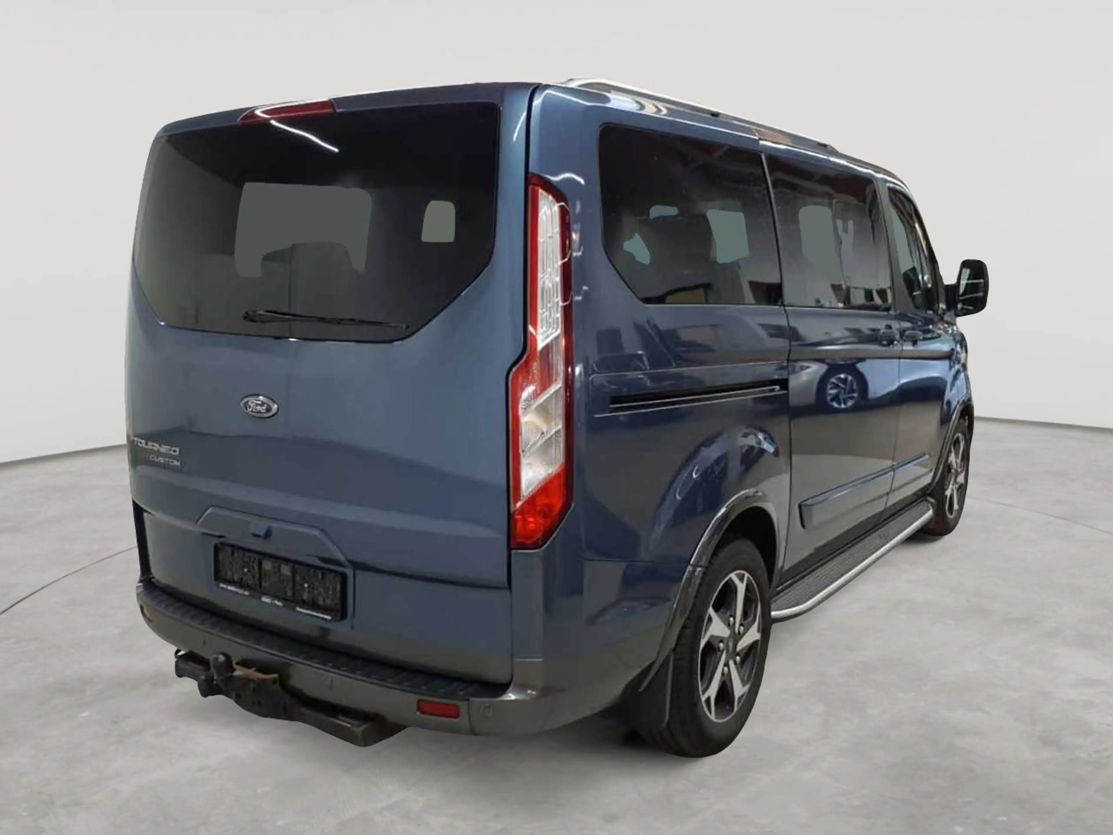 Ford Tourneo Tourneo Custom 320 Autm. Active 8-Si NAV — photo 4