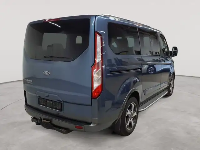 Ford Tourneo view 4
