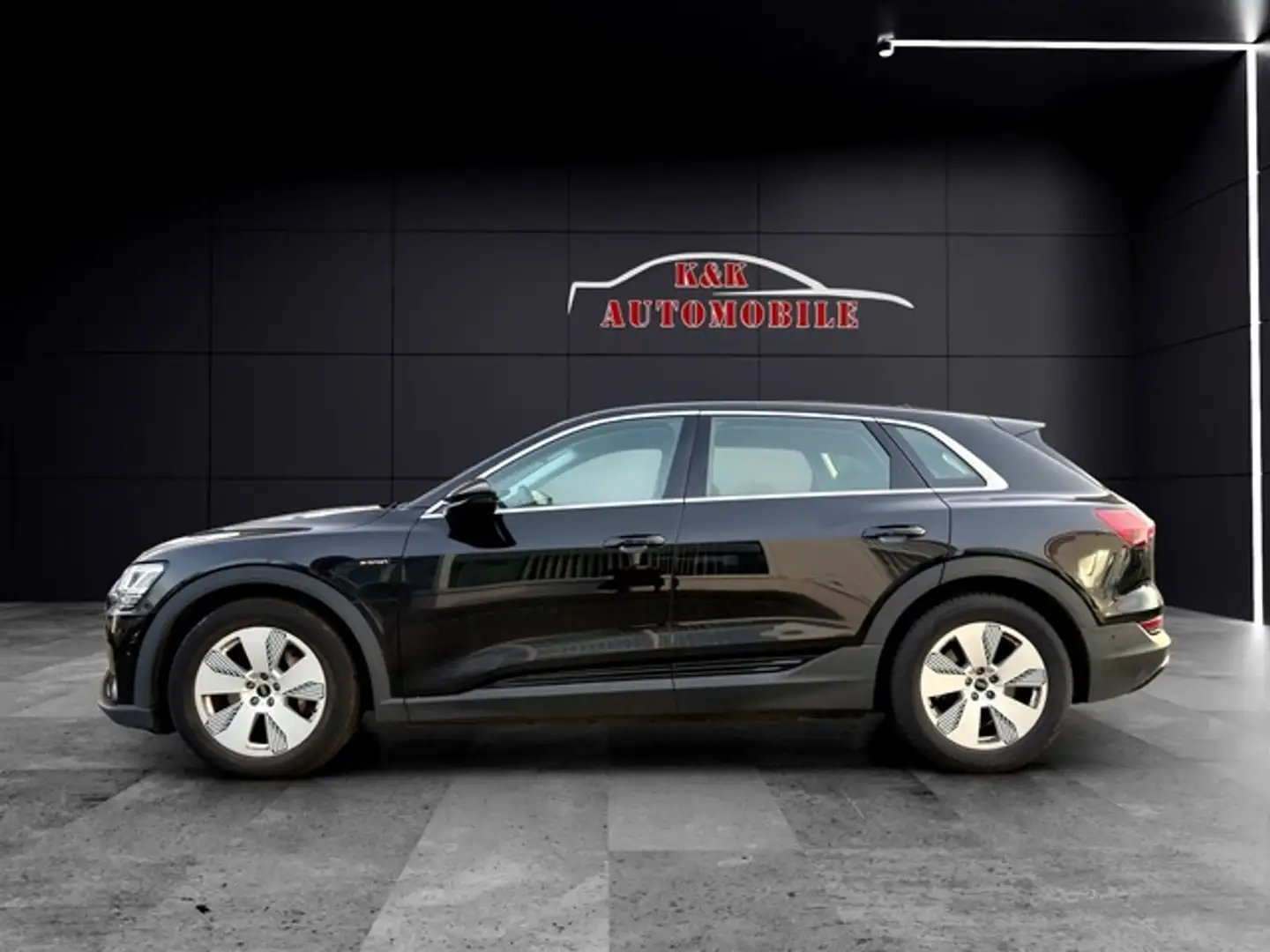 Audi e-tron 50 quattro Sportback NAVI/PDC/LED/VIRTUAL Noir - 2