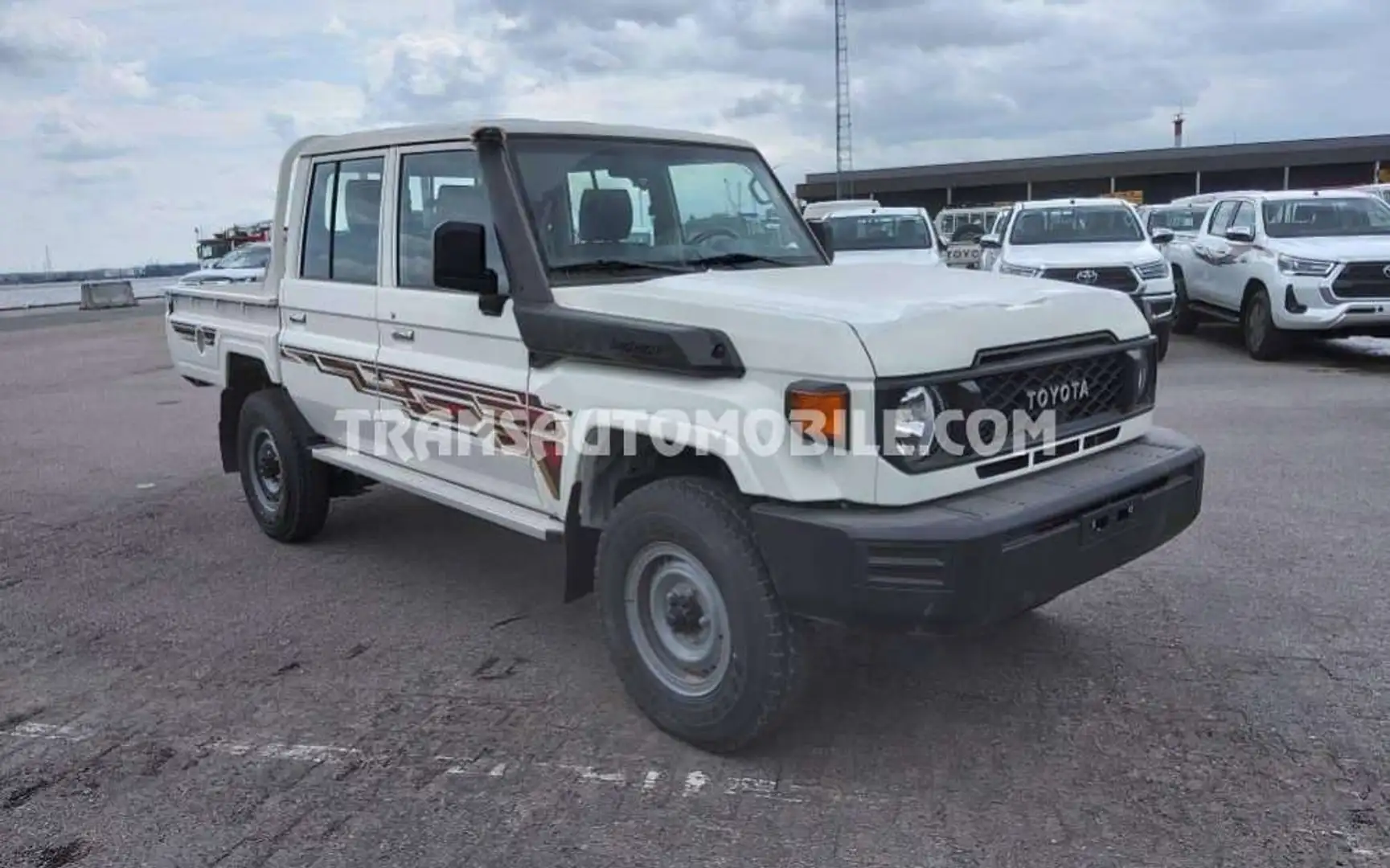 Toyota Land Cruiser GRJ DOUBLE CABIN - EXPORT OUT EU TROPICAL VERSION Blanc - 1