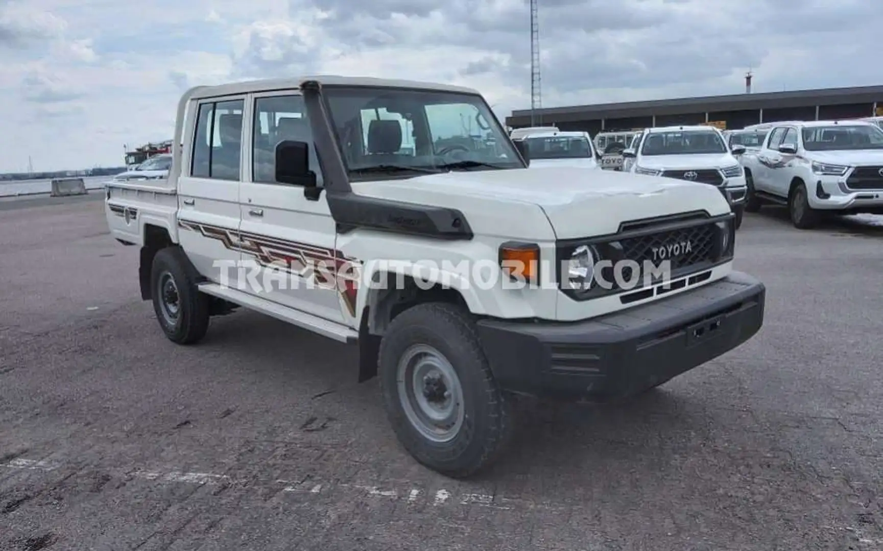 Toyota Land Cruiser GRJ DOUBLE CABIN - EXPORT OUT EU TROPICAL VERSION Bianco - 1