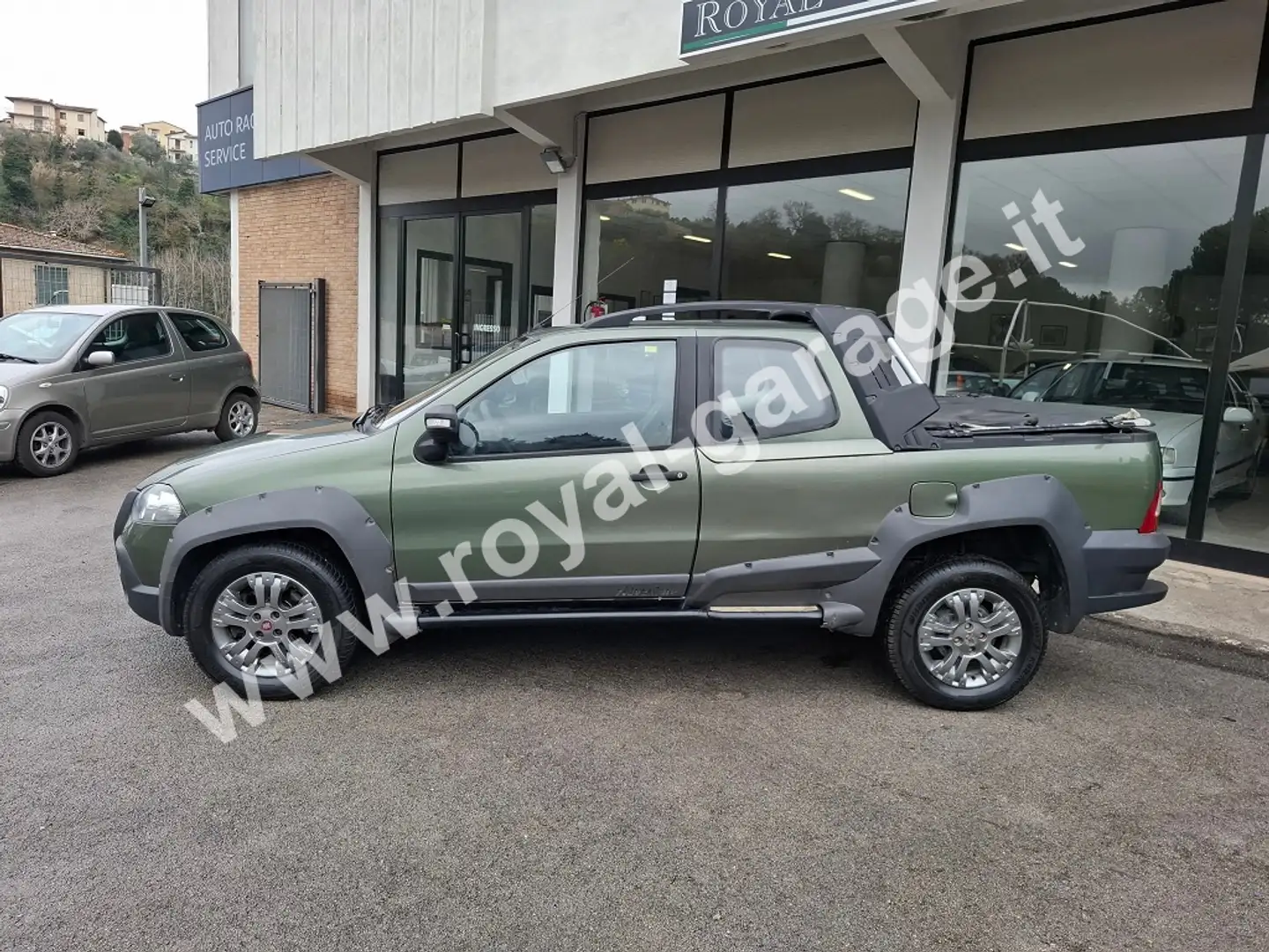 Fiat Strada 1.3 MJT 95 cv Double Cab 4 posti Adventure (ELD) Grün - 2