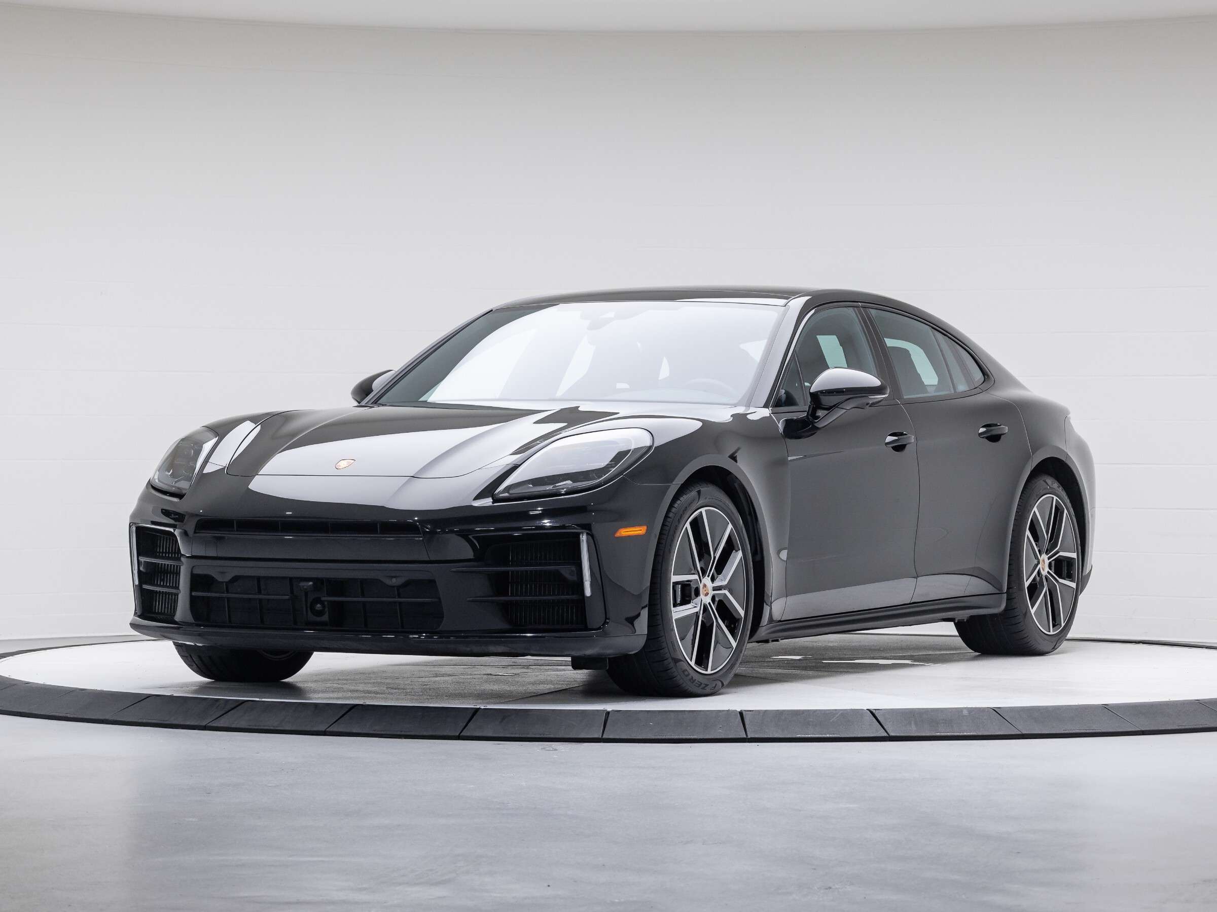 2026 Porsche Panamera 4 | Premium Package | 20 Panamera AeroDesign Wheel