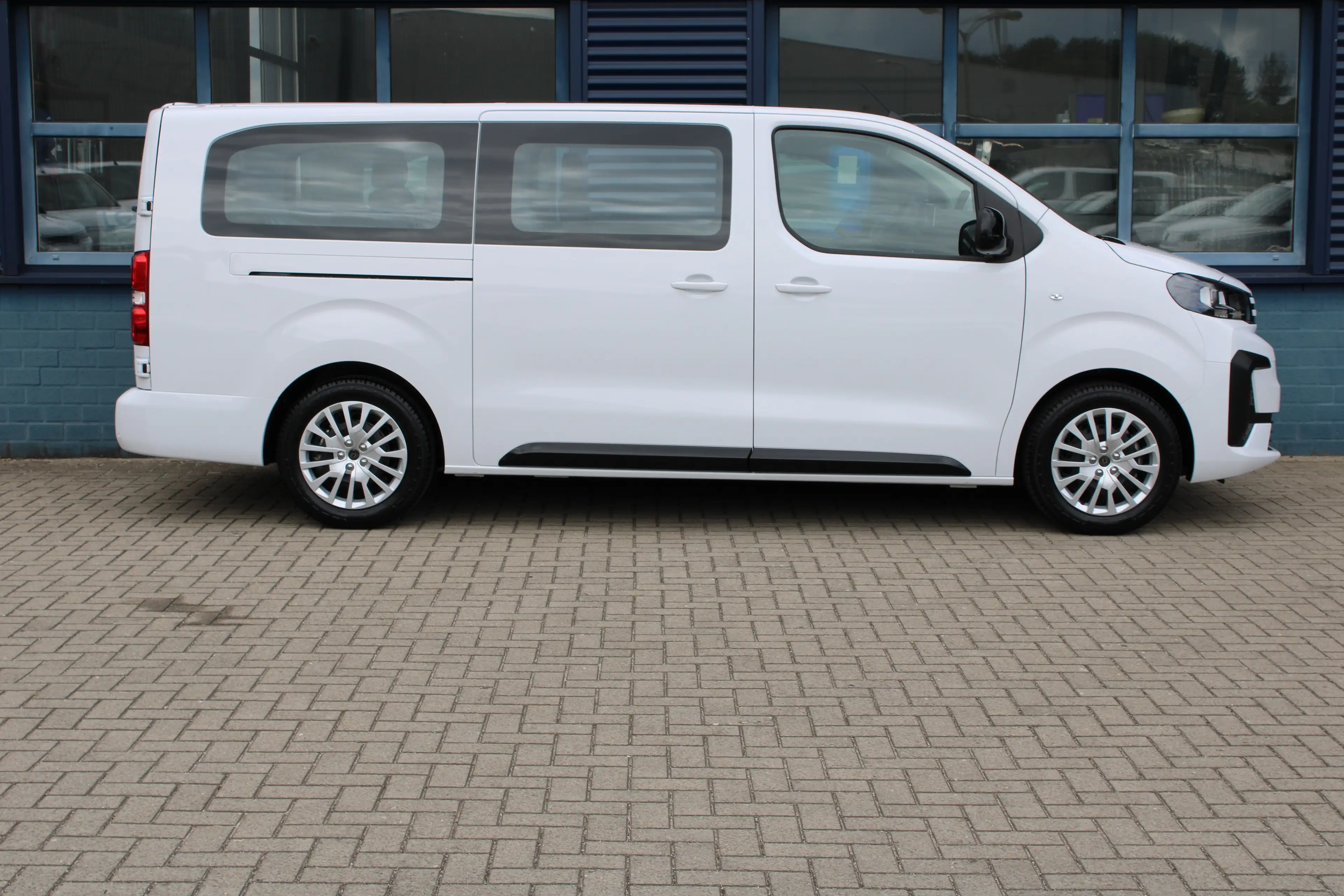 Peugeot e-Expert 75 kWh | 9 PERSOONS | 8 JAAR GARANTIE | CAMERA | N — photo 8