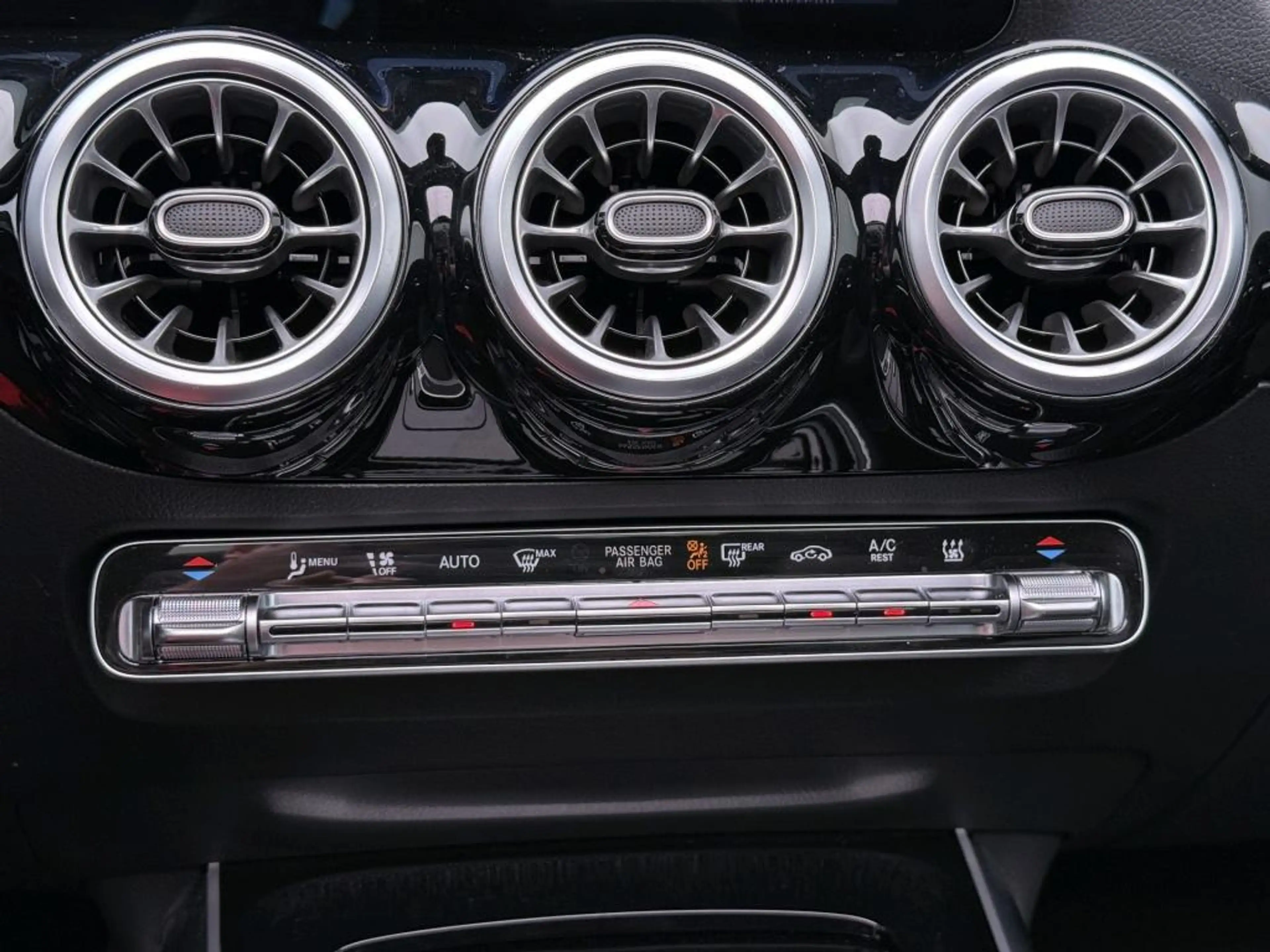 Mercedes-Benz GLA 250 e Business Solution AMG | Panorama - Schuifdak | T — photo 11