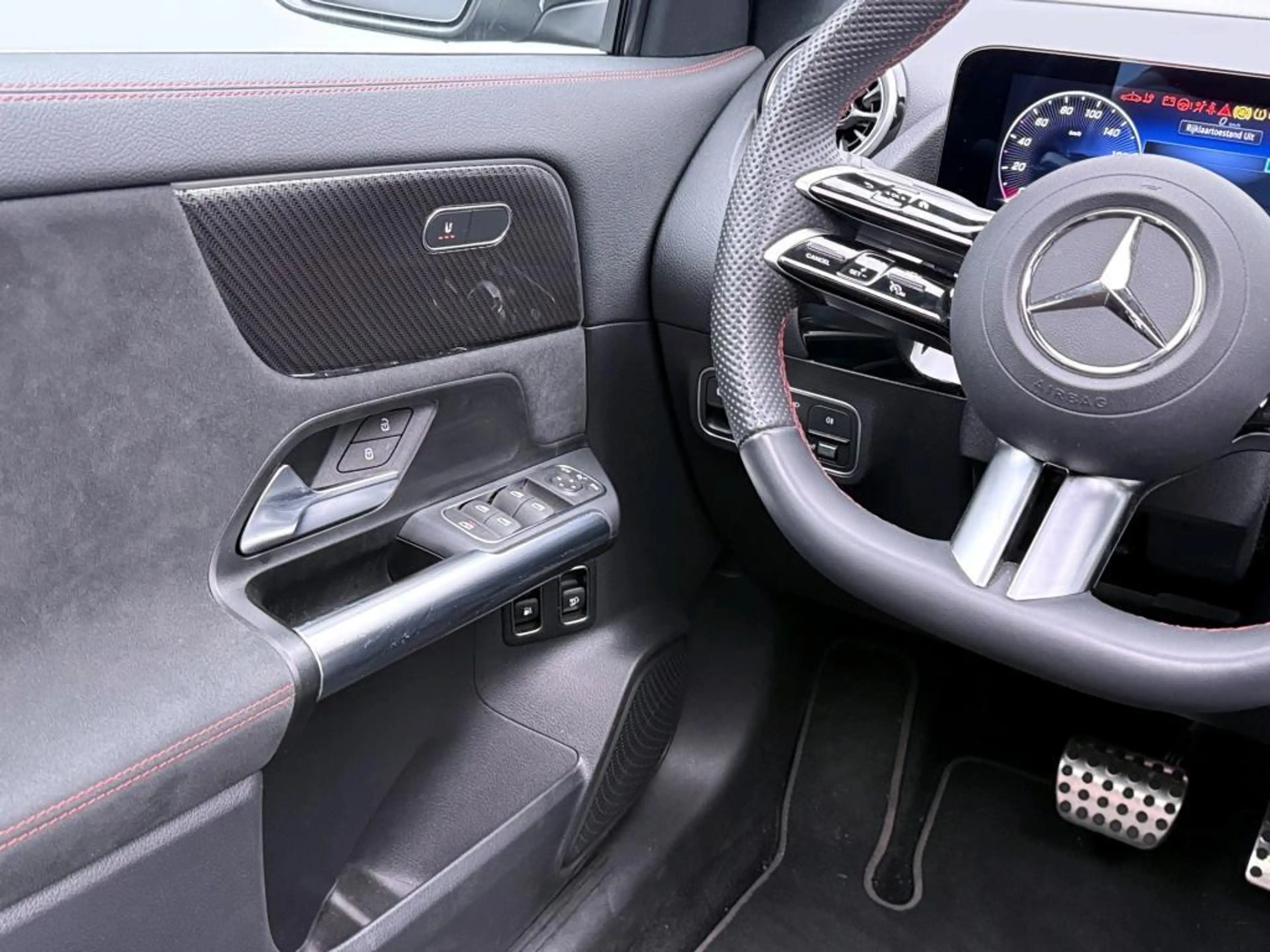 Mercedes-Benz GLA 250 e Business Solution AMG | Panorama - Schuifdak | T — photo 8