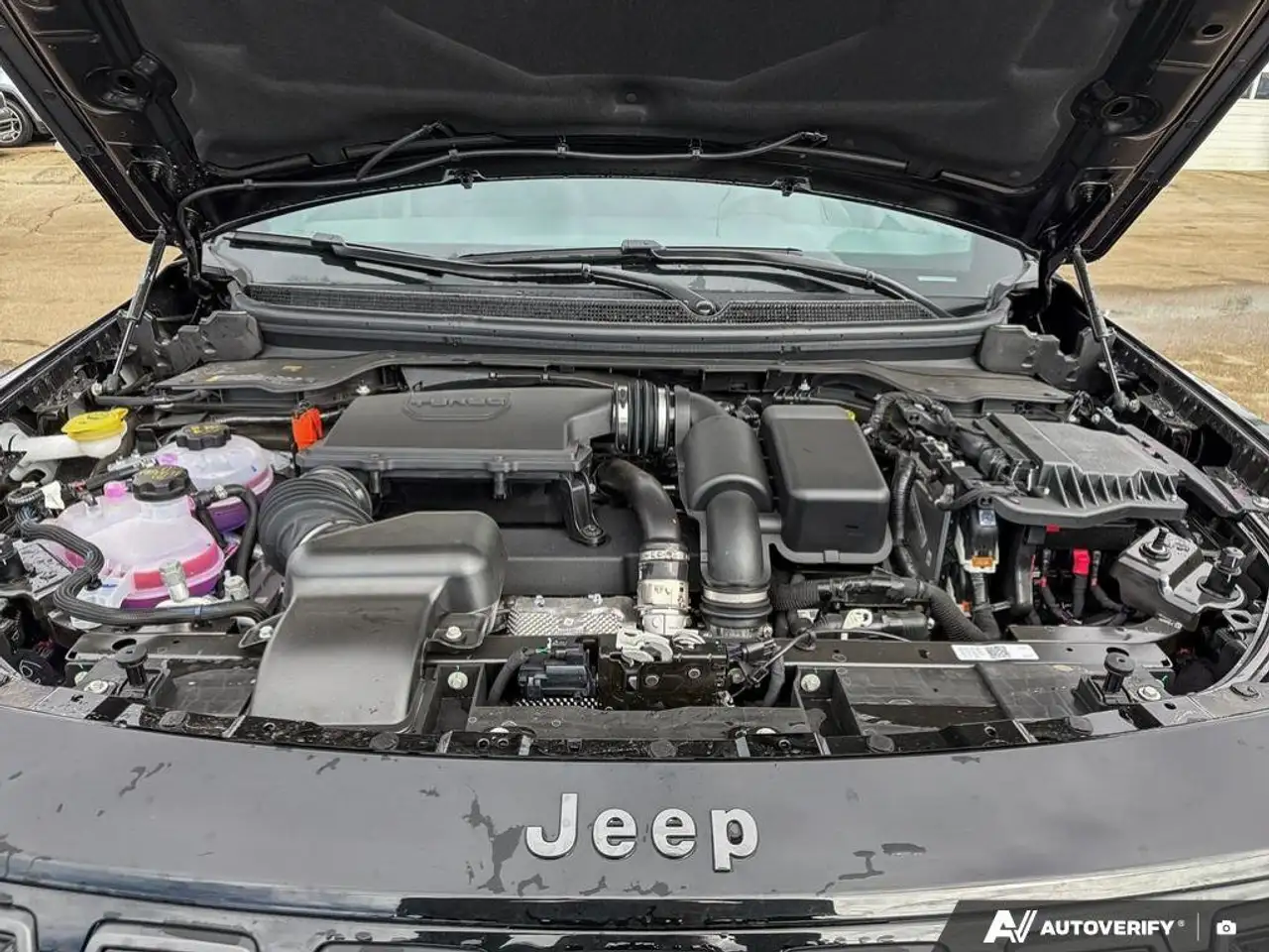 Jeep Cherokee снимка Jeep Cherokee