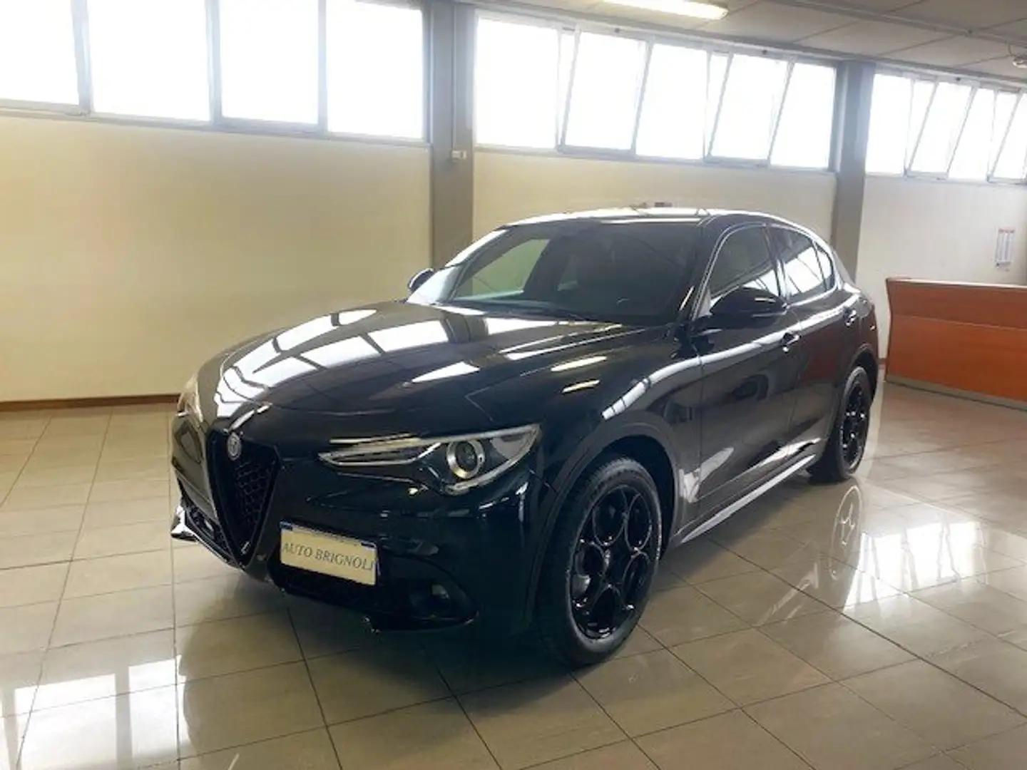 Alfa Romeo Stelvio Stelvio 2.2 t Sprint Q4 190cv auto E6 D Noir - 1