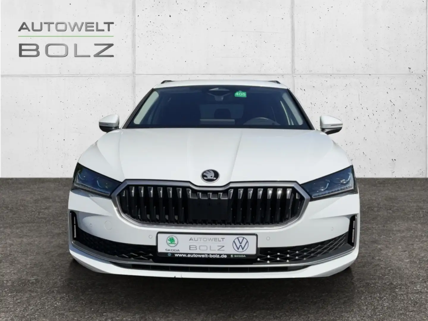 Skoda Superb Combi 1.5 TSI mHEV HUD AHK DigiCock Kamera Massage Weiß - 2