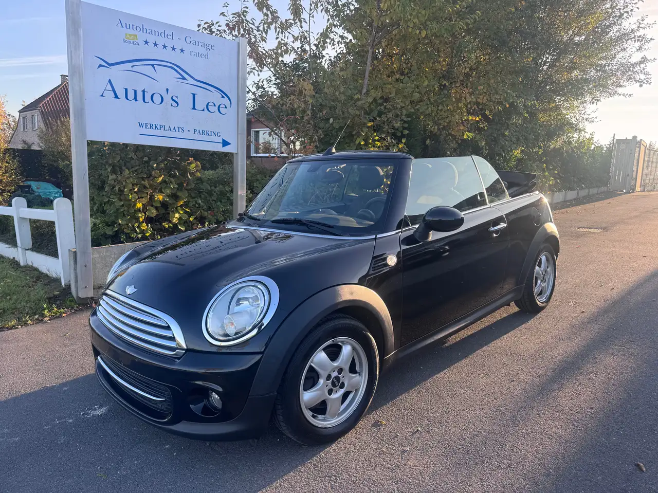 MINI Cooper Cabrio