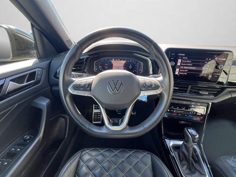 Volkswagen T-Roc R-Line 1.5 TSI DSG Edition Black — photo 9