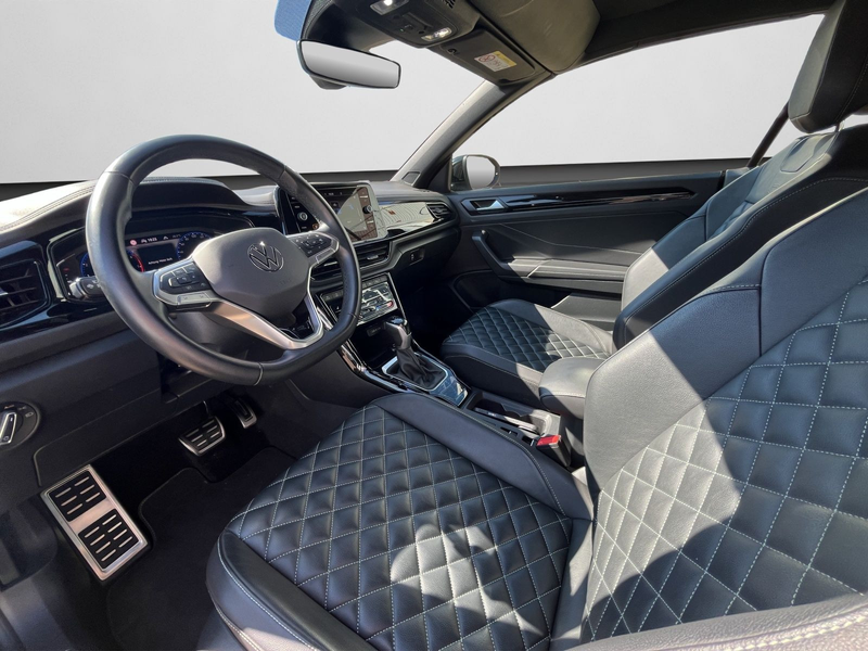 Volkswagen T-Roc R-Line 1.5 TSI DSG Edition Black — photo 12