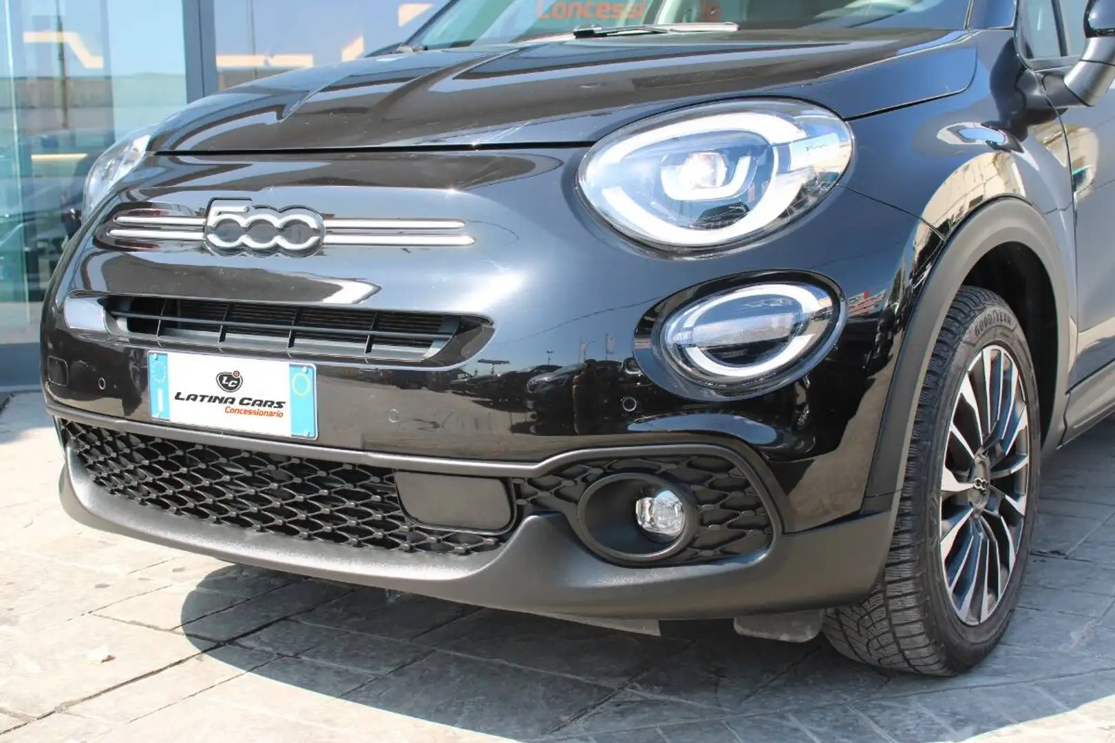 Fiat 500X 1.3 mjet Club 95cv NeoPatentati con CarPlay crna - 2