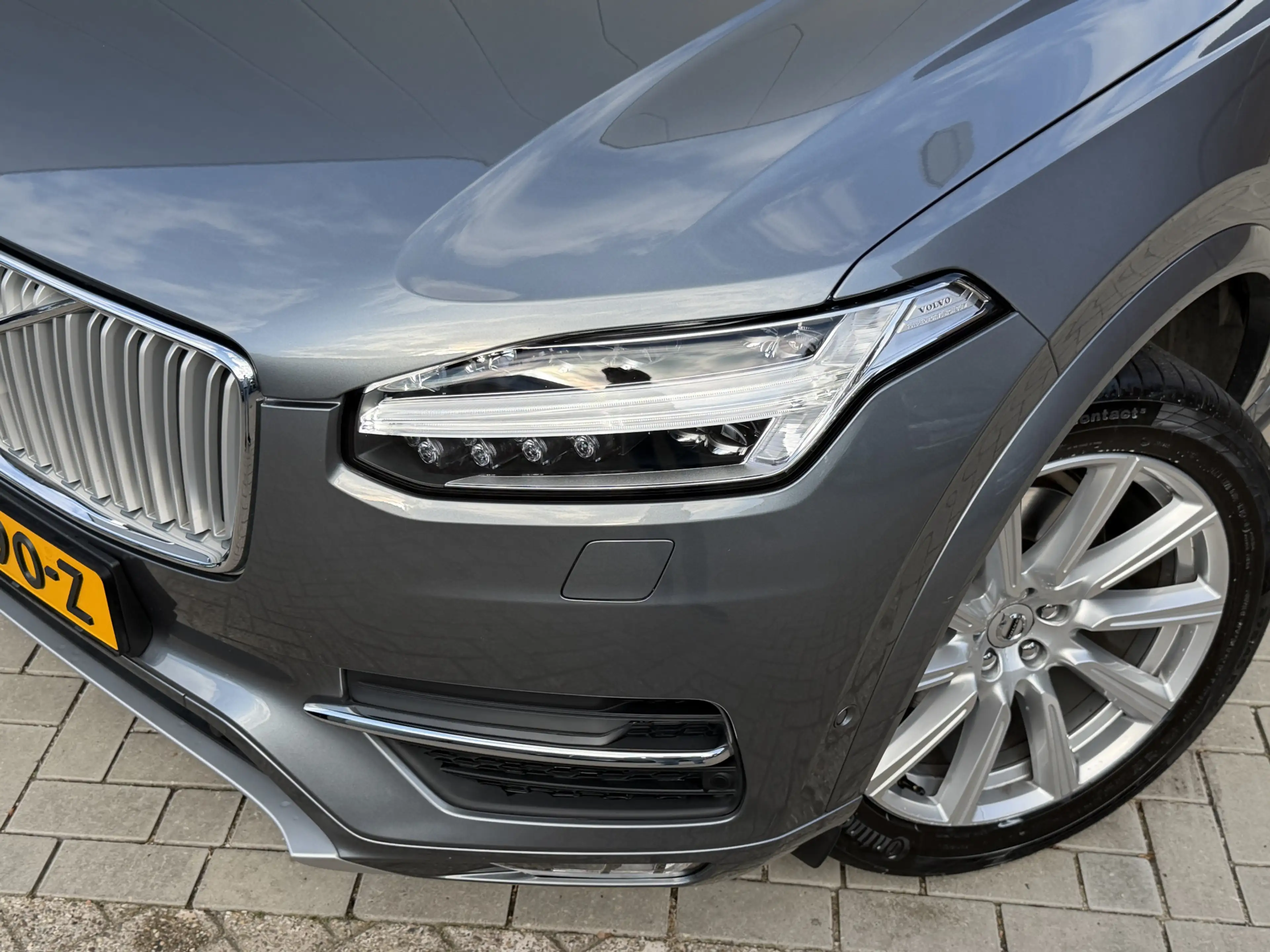 Volvo XC90 2.0 D5 AWD Inscription 40.000km!! | B&W Audio | Sc — photo 2