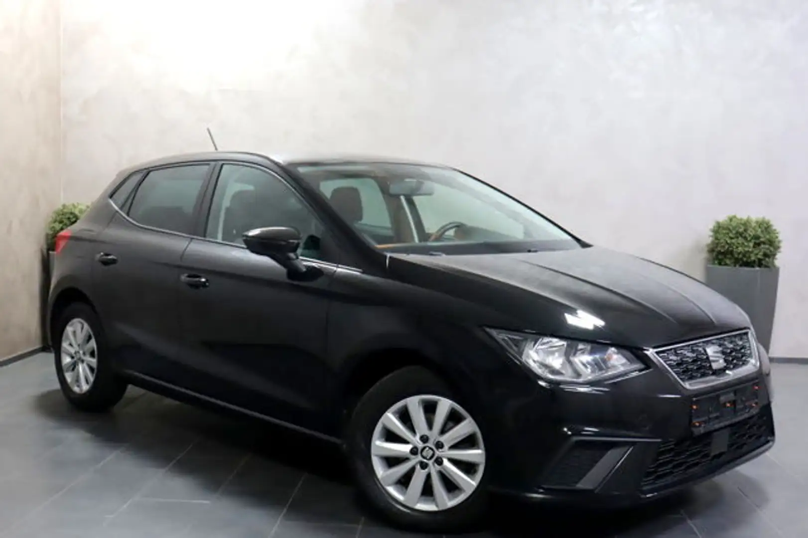 SEAT Ibiza Style NAVI TEMPO SHZ Scheckheftgepflegt Schwarz - 2