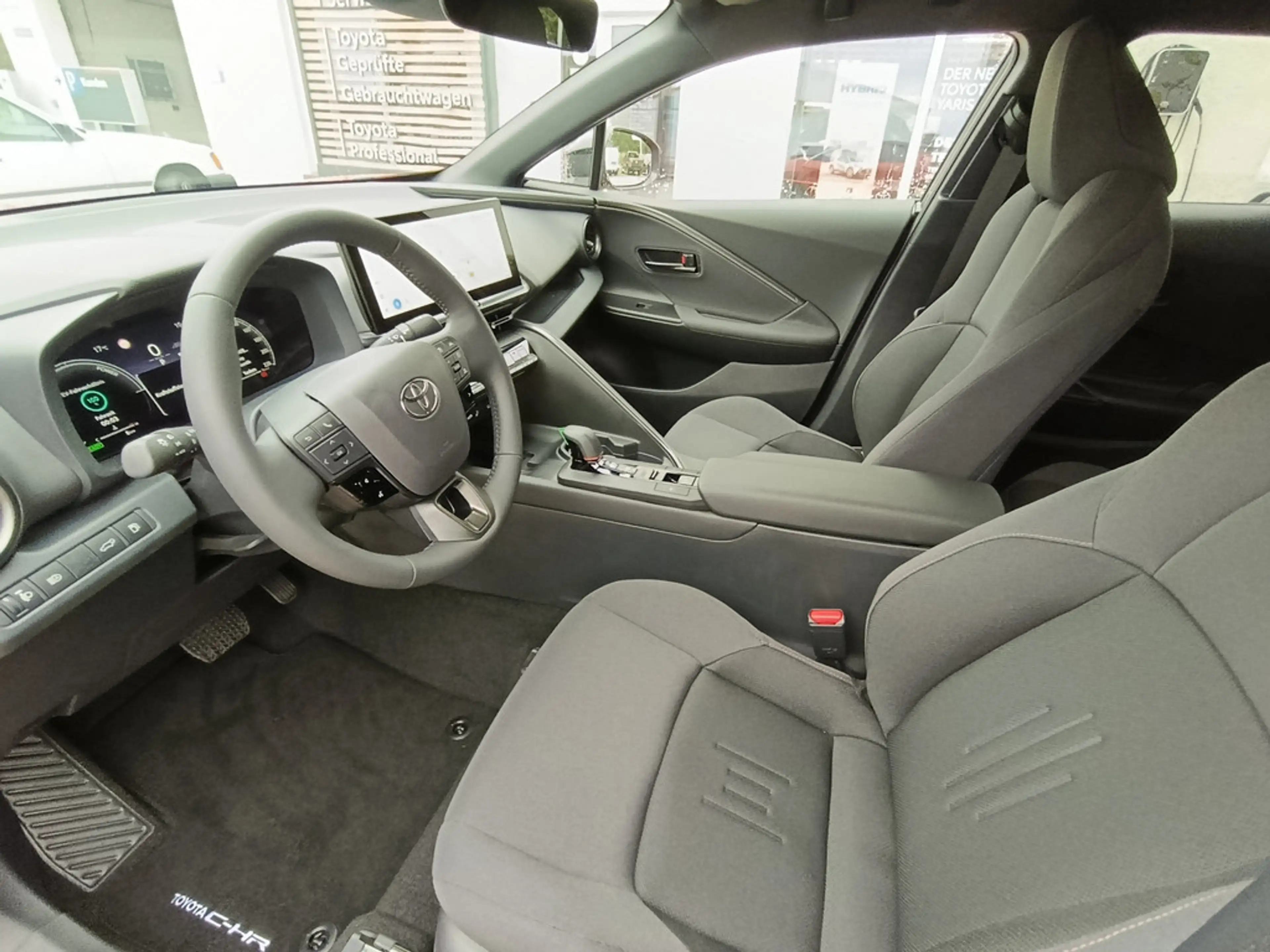 Toyota C-HR 1.8 Hybrid FWD Teamplayer — photo 13