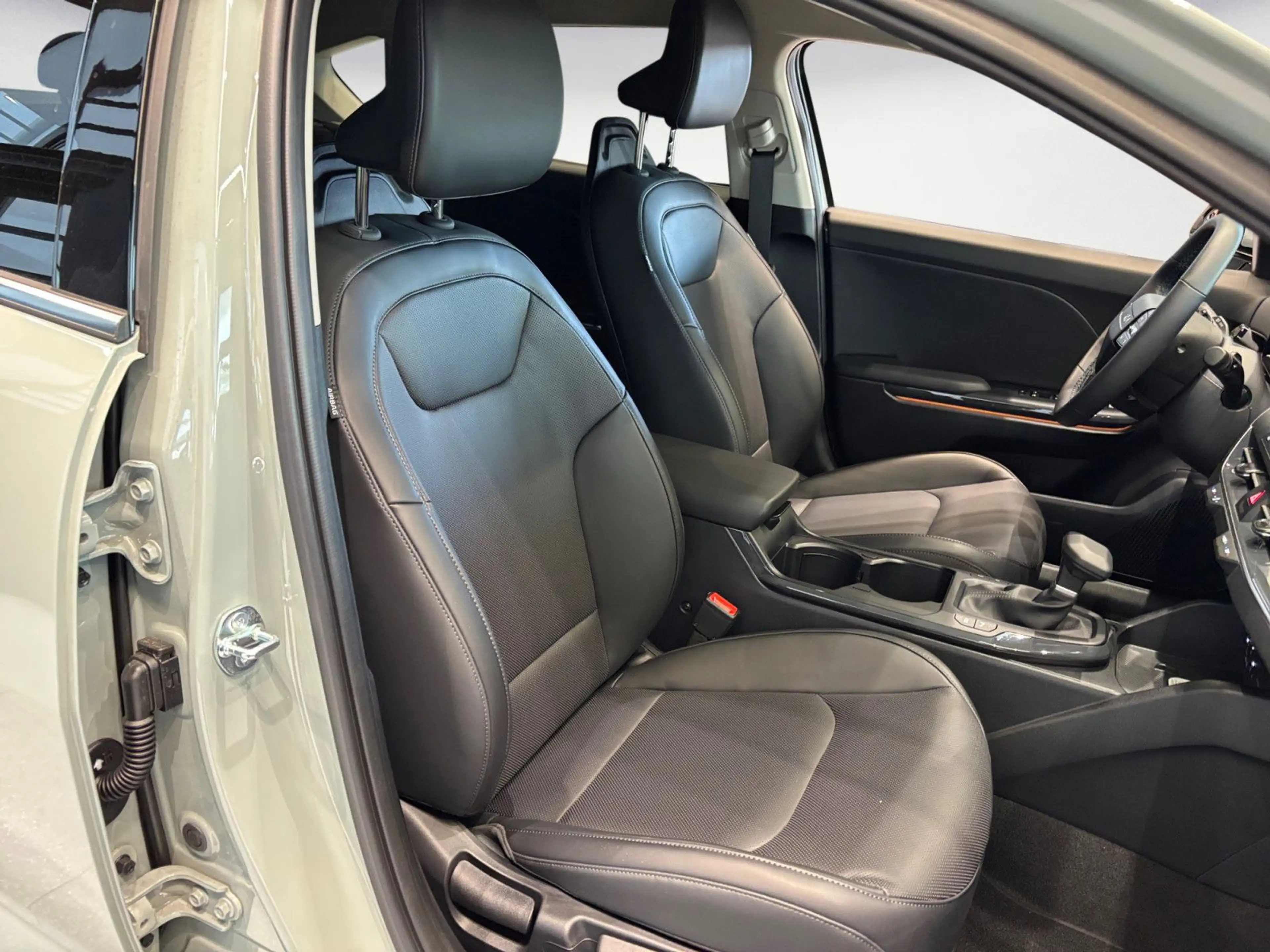 Kia K4 1.6T Spirit 150 DCT — photo 10