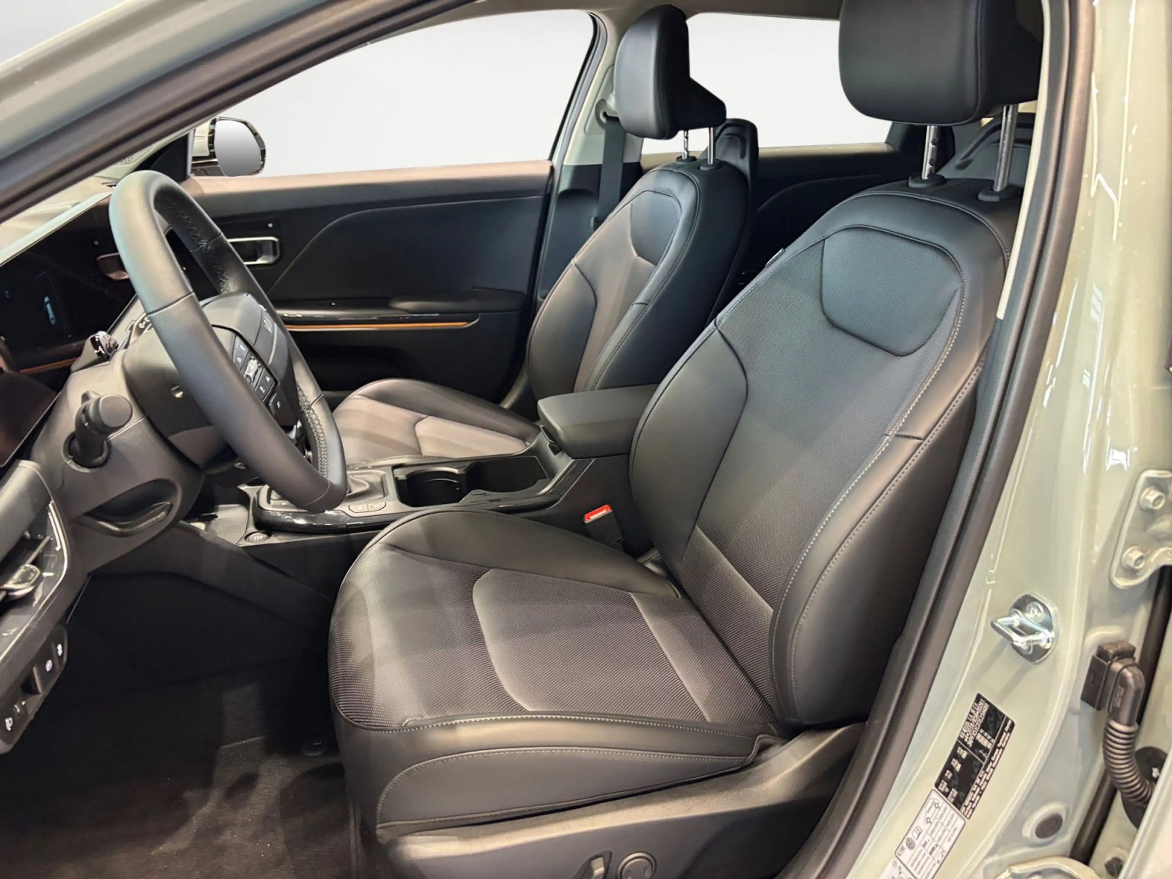 Kia K4 1.6T Spirit 150 DCT — photo 8