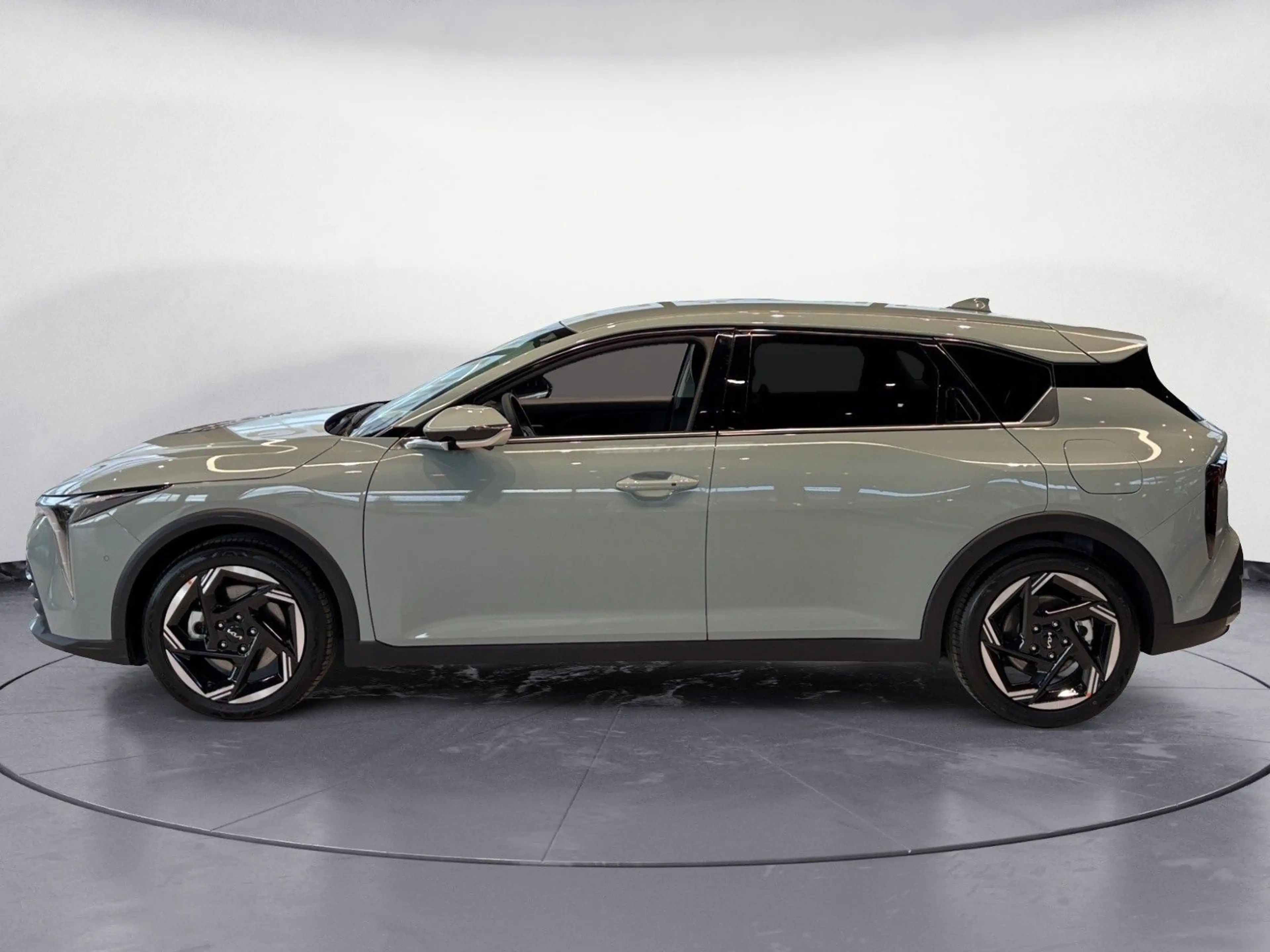 Kia K4 1.6T Spirit 150 DCT — photo 4