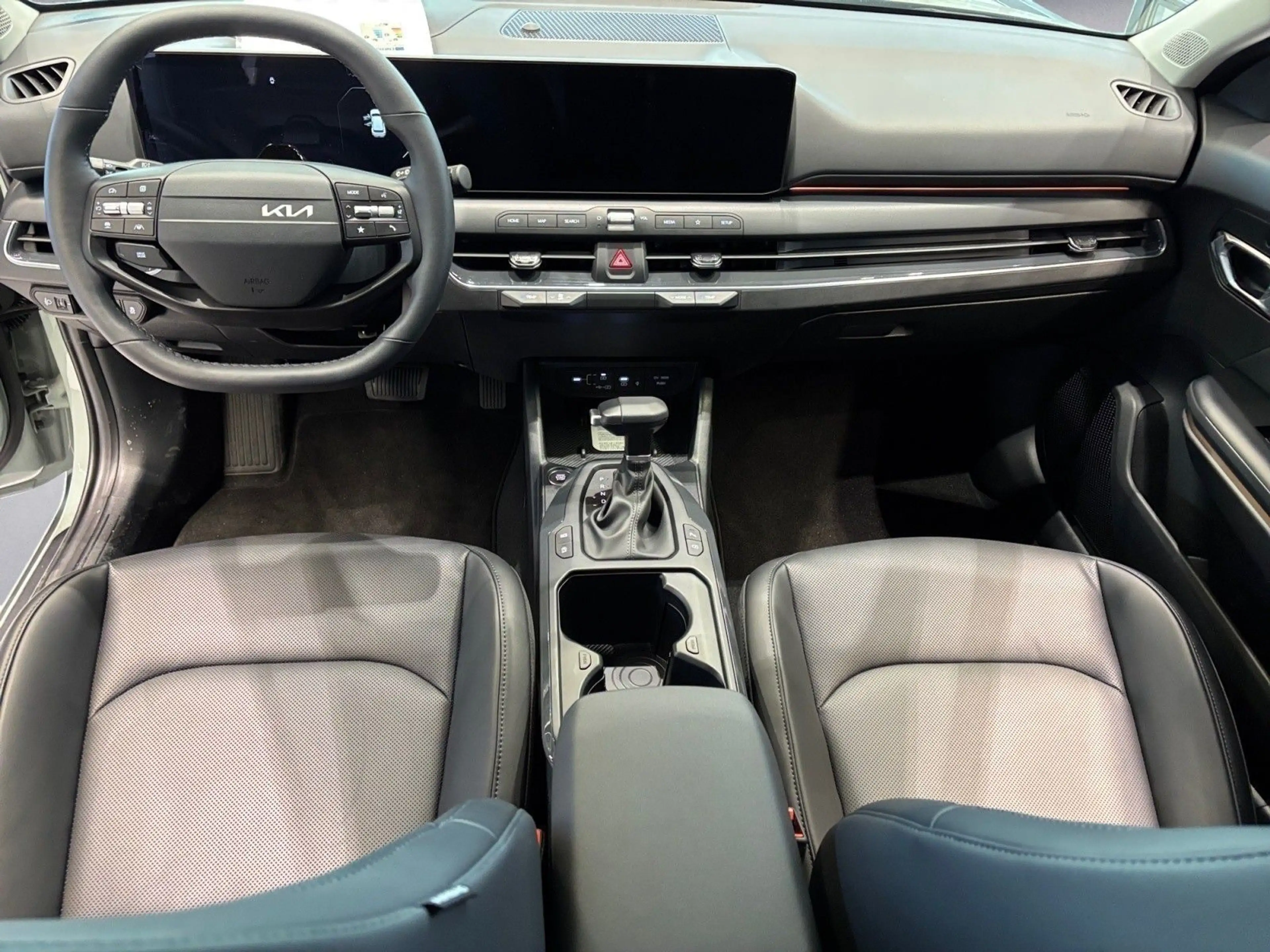 Kia K4 1.6T Spirit 150 DCT — photo 9